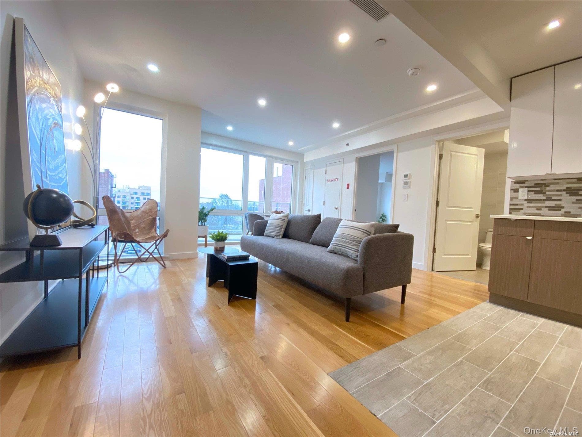 42-23 Parsons Boulevard Unit: 1E thumbnail 5
