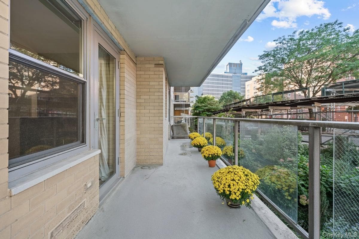 2500 Johnson Avenue Unit: 2NP thumbnail 27