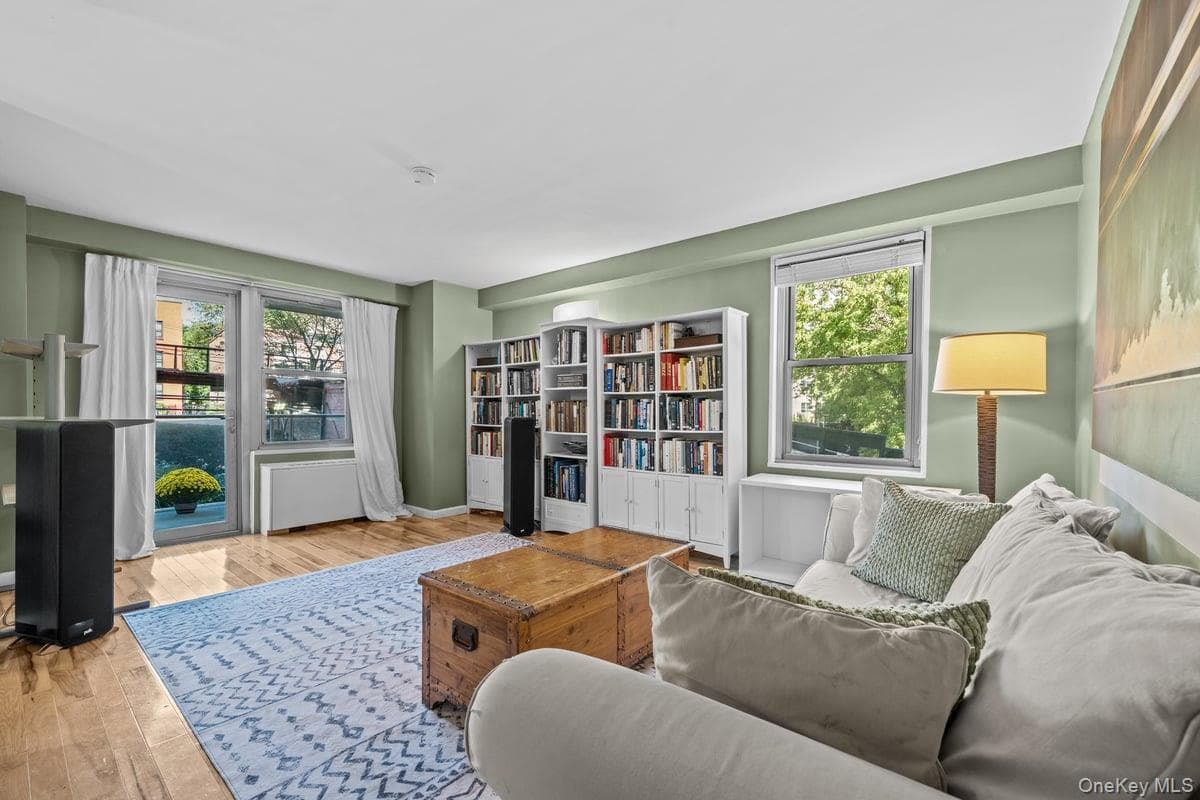 2500 Johnson Avenue Unit: 2NP thumbnail 3