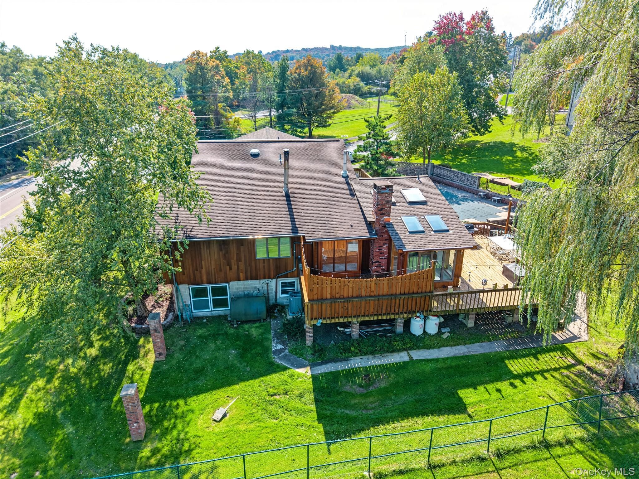 102 Neptune Drive thumbnail 42
