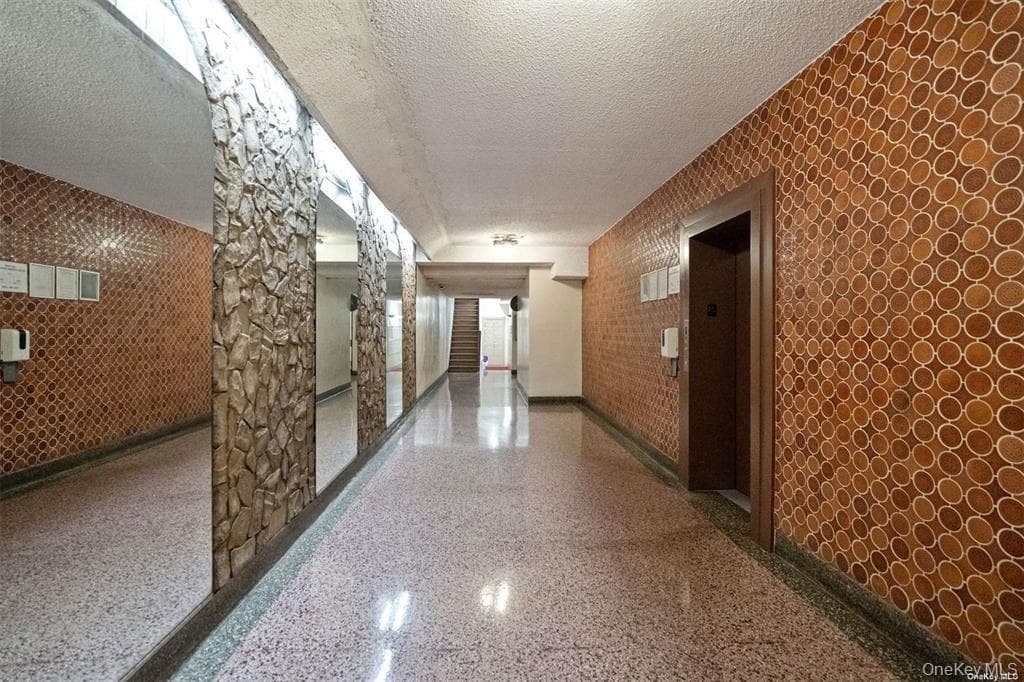 32-43 91 Street Unit: A604 thumbnail 6