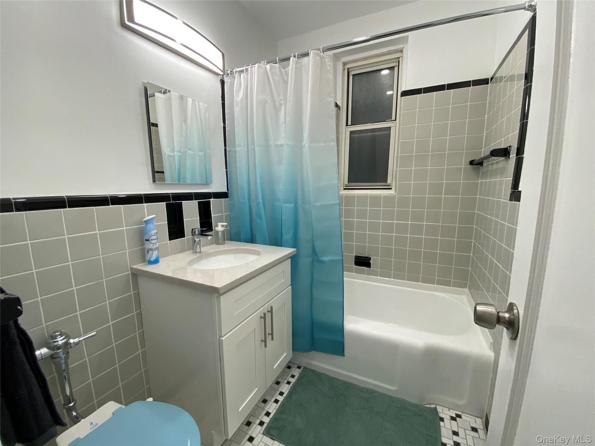 63-60 102nd Street Unit: D1 thumbnail 9