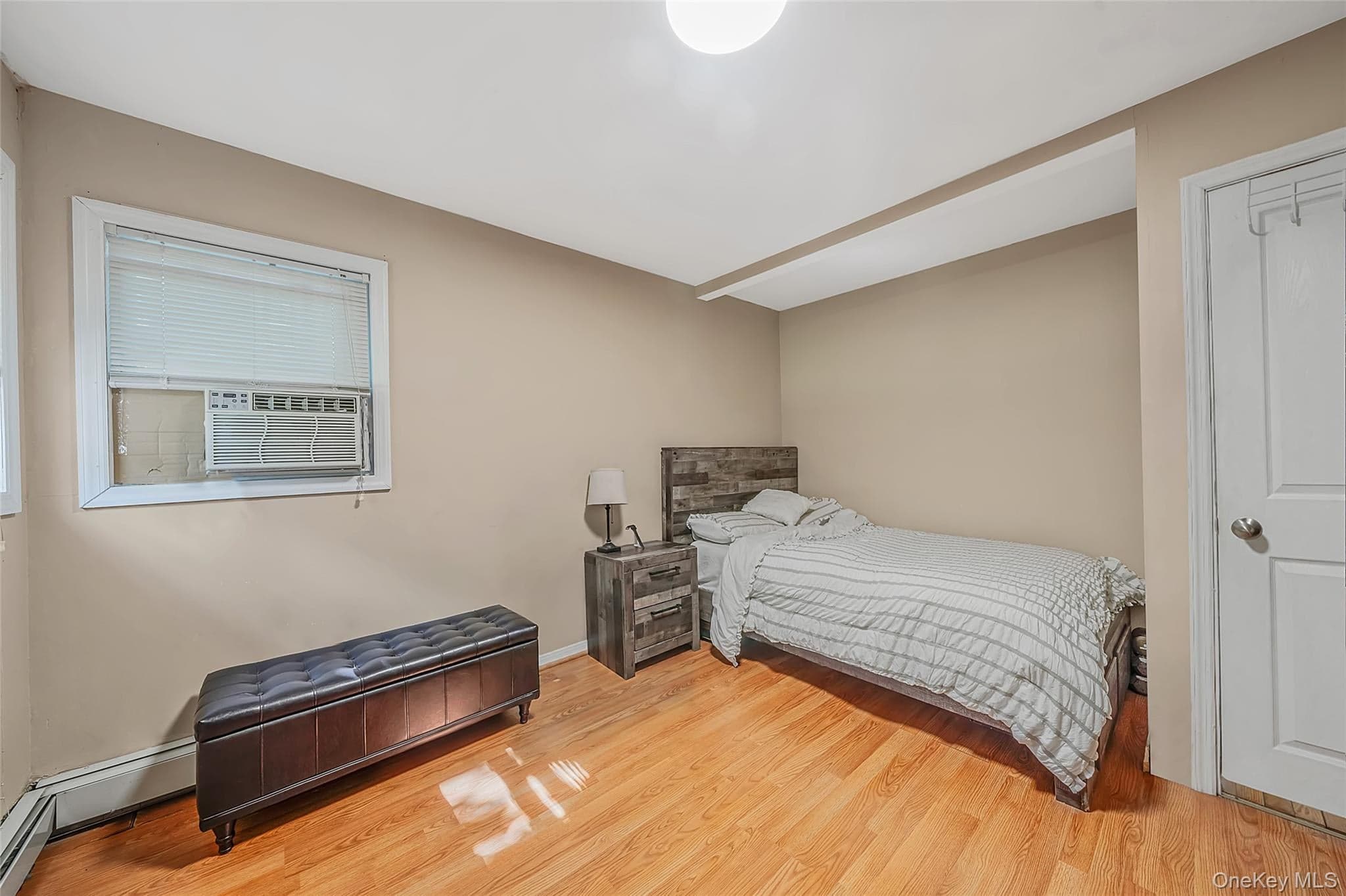 1641 E 3rd Avenue thumbnail 14
