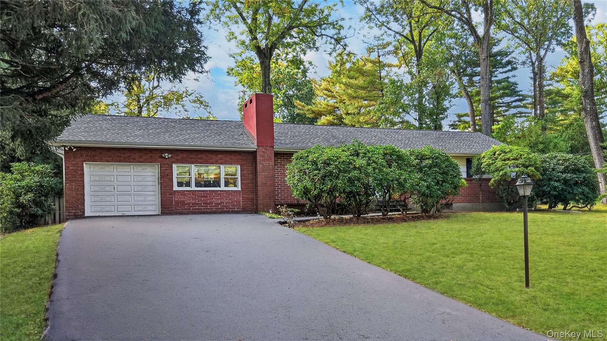 35 Diane Drive, New City
