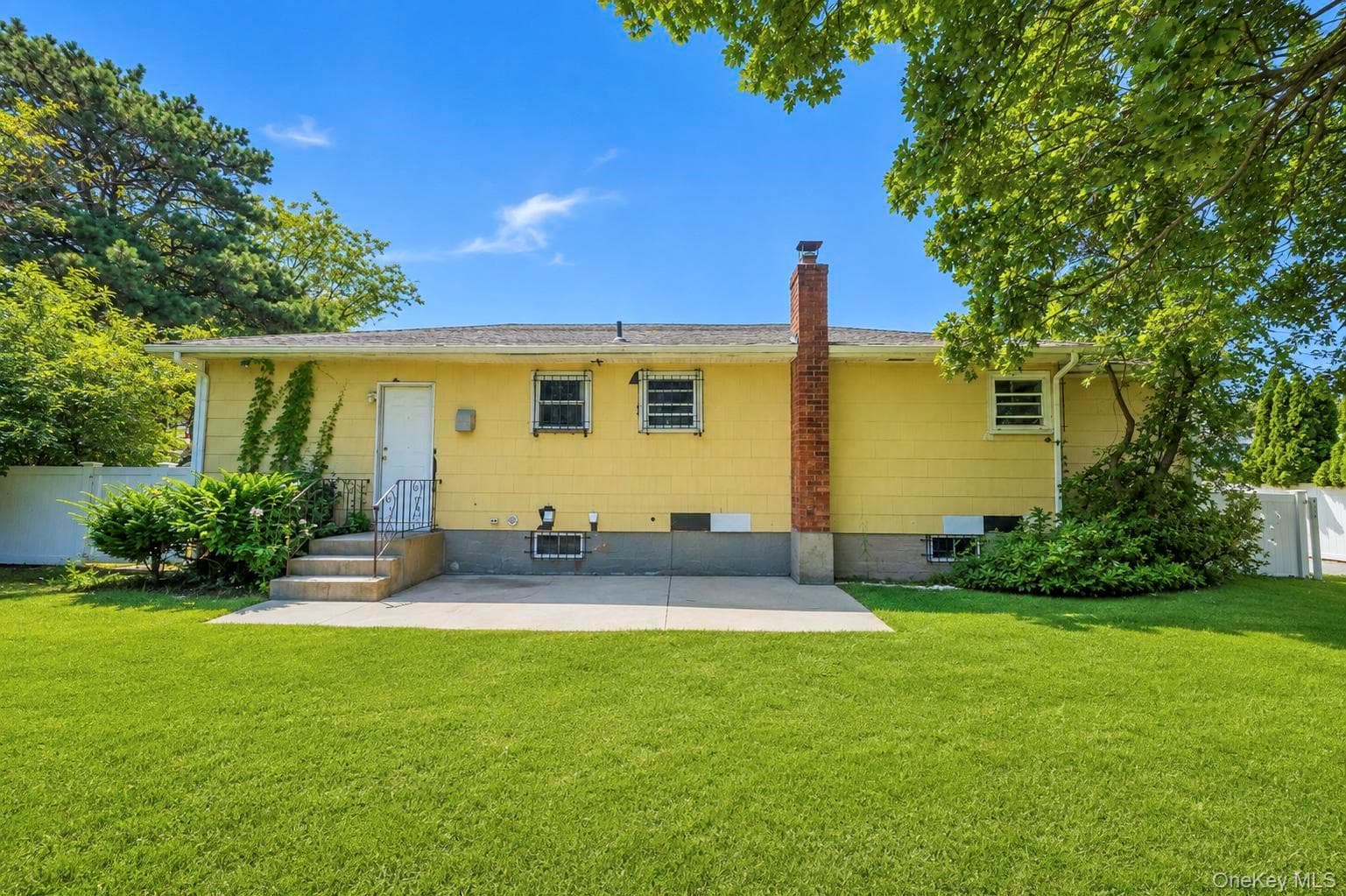 334 Robbins Street thumbnail 7