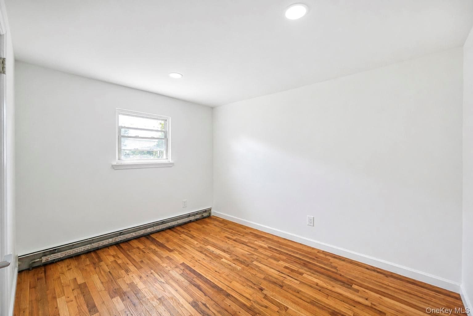 334 Robbins Street thumbnail 13