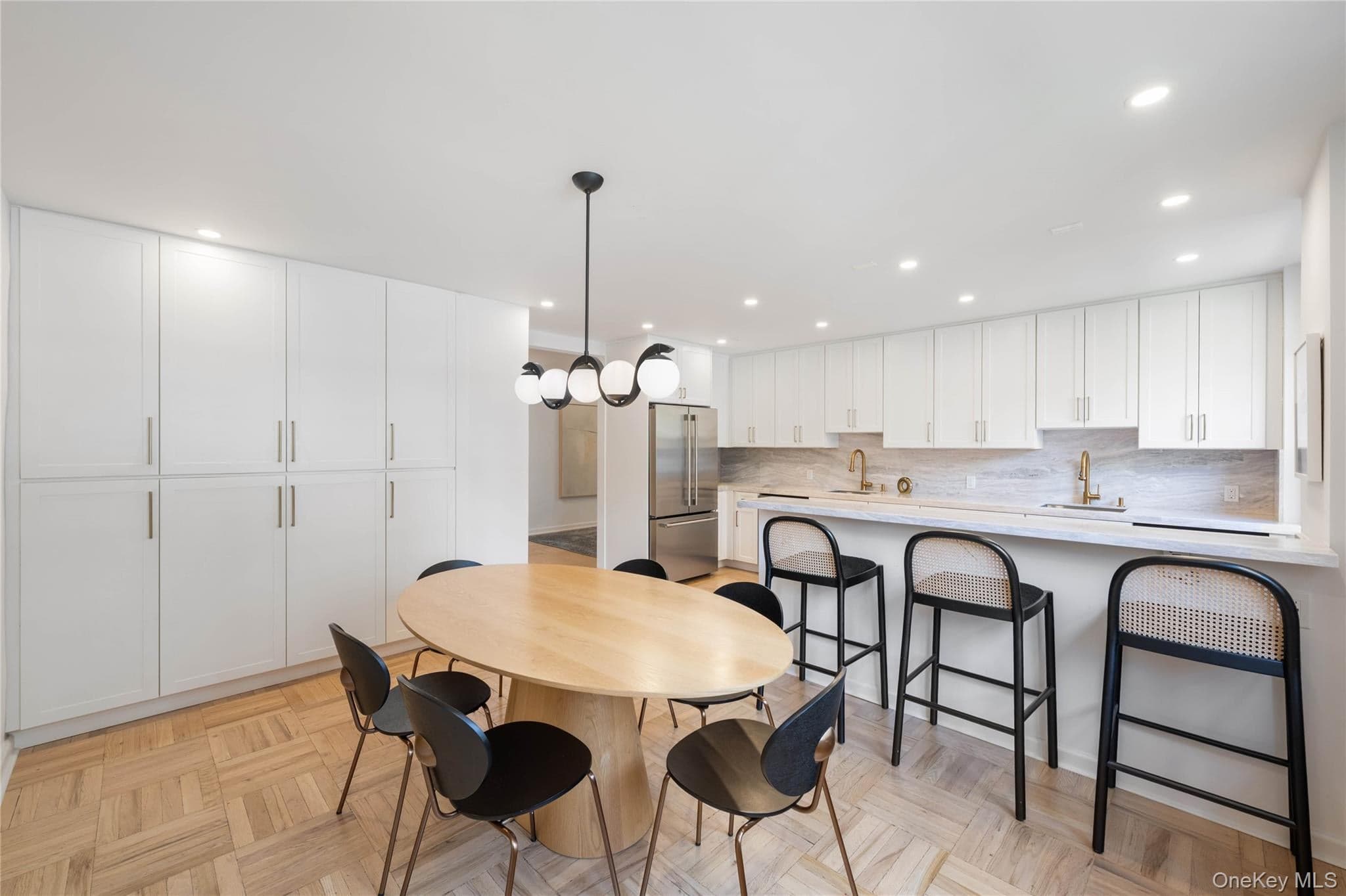 3725 Henry Hudson Parkway Unit: 3DE thumbnail 4