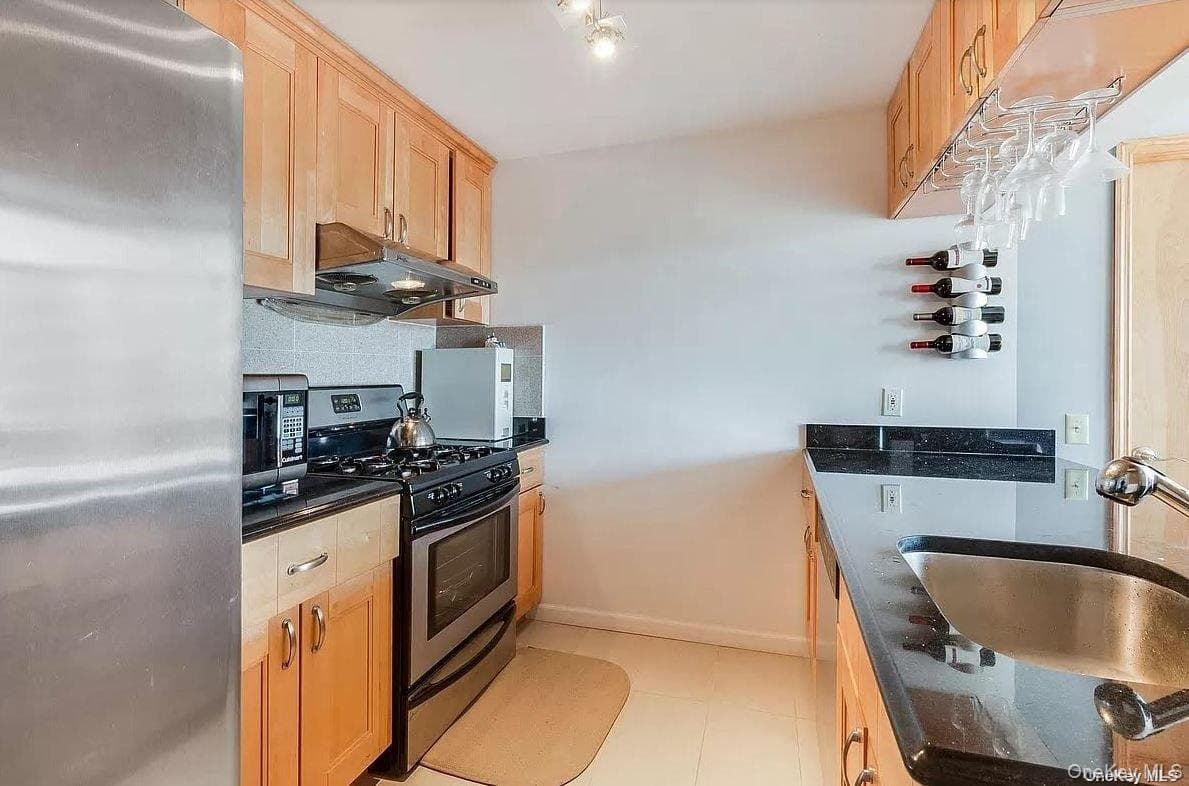 63-14 Queens Boulevard Unit: 8H thumbnail 4