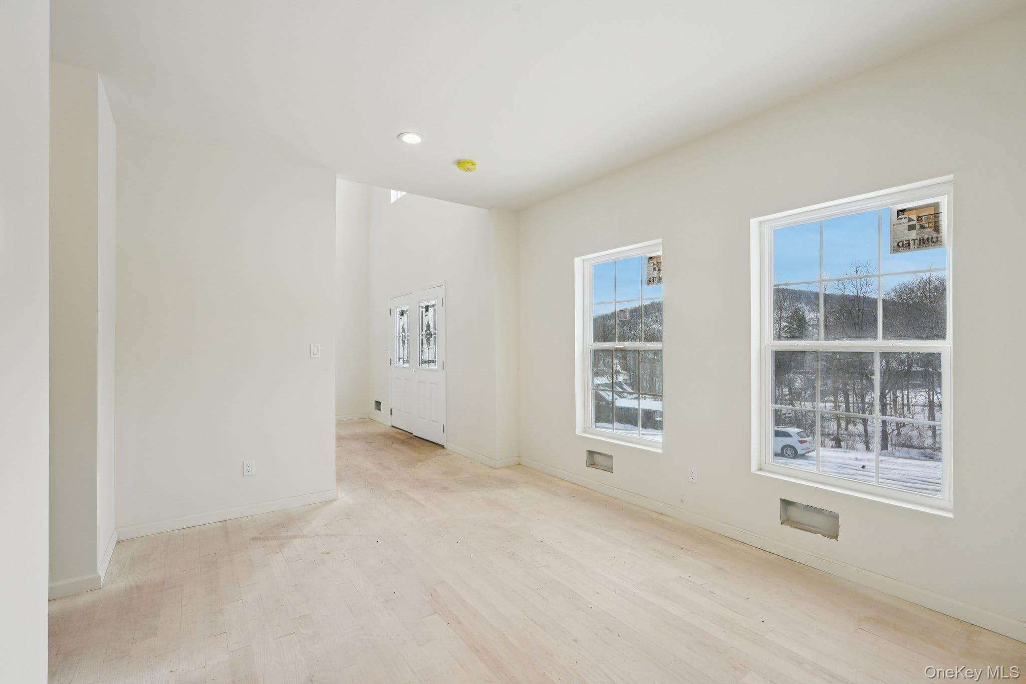 10 Vargas (aka 70 Jessup Ln) Circle thumbnail 15