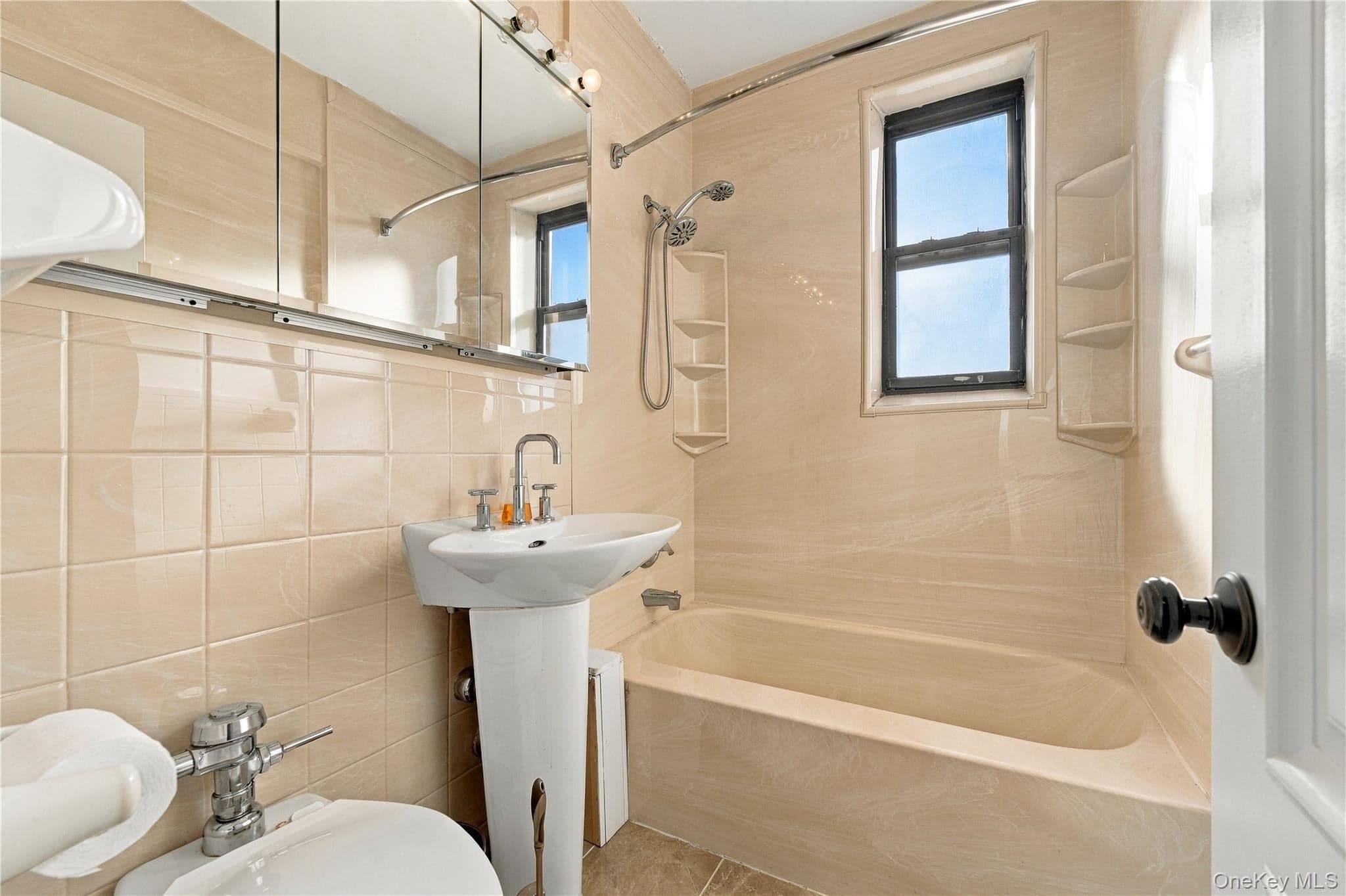 2645 Homecrest Avenue Unit: 6D thumbnail 6