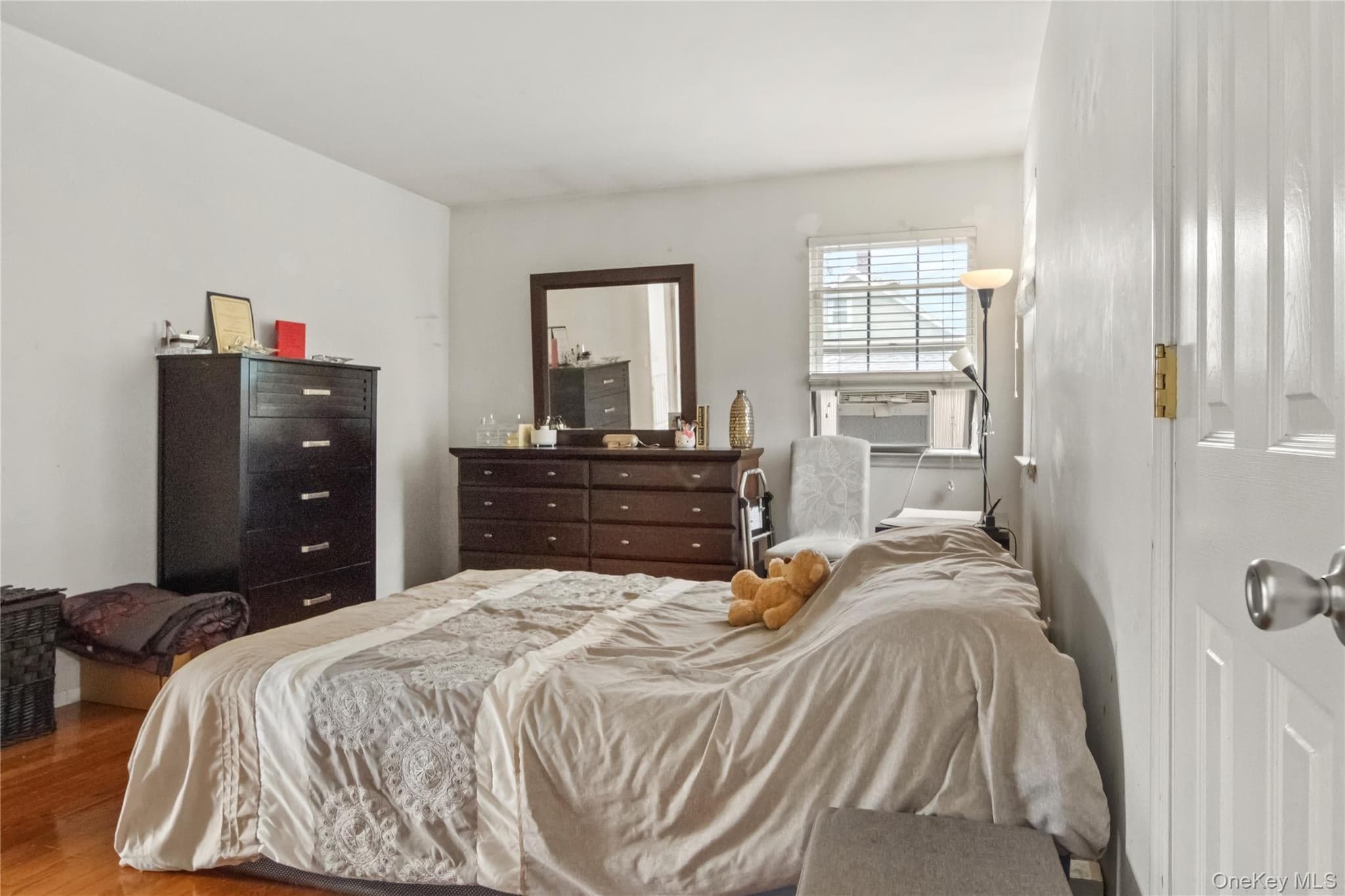 1056 Arthur Street thumbnail 32