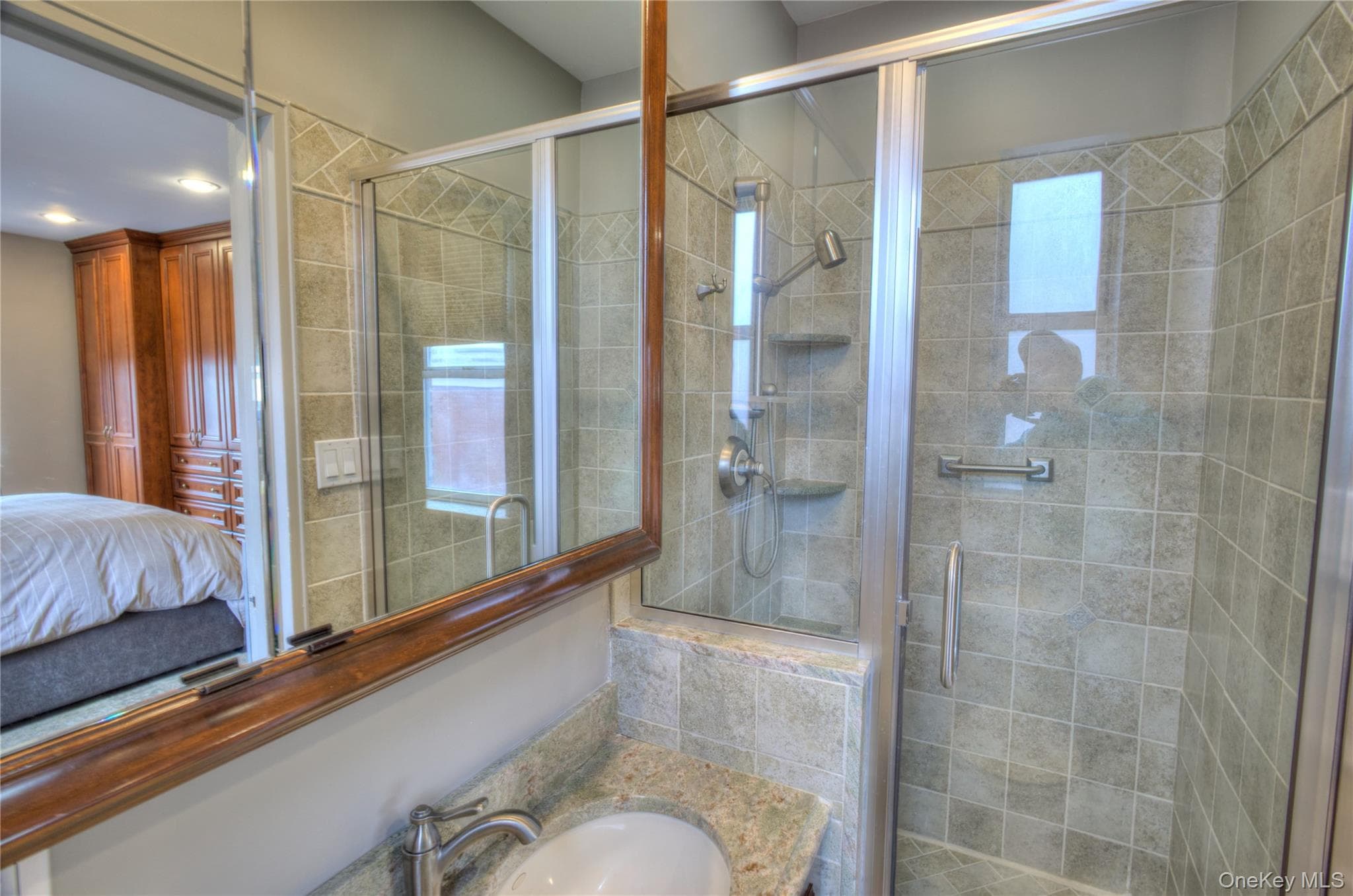 75 S Middle Neck Road Unit: 4-G thumbnail 17