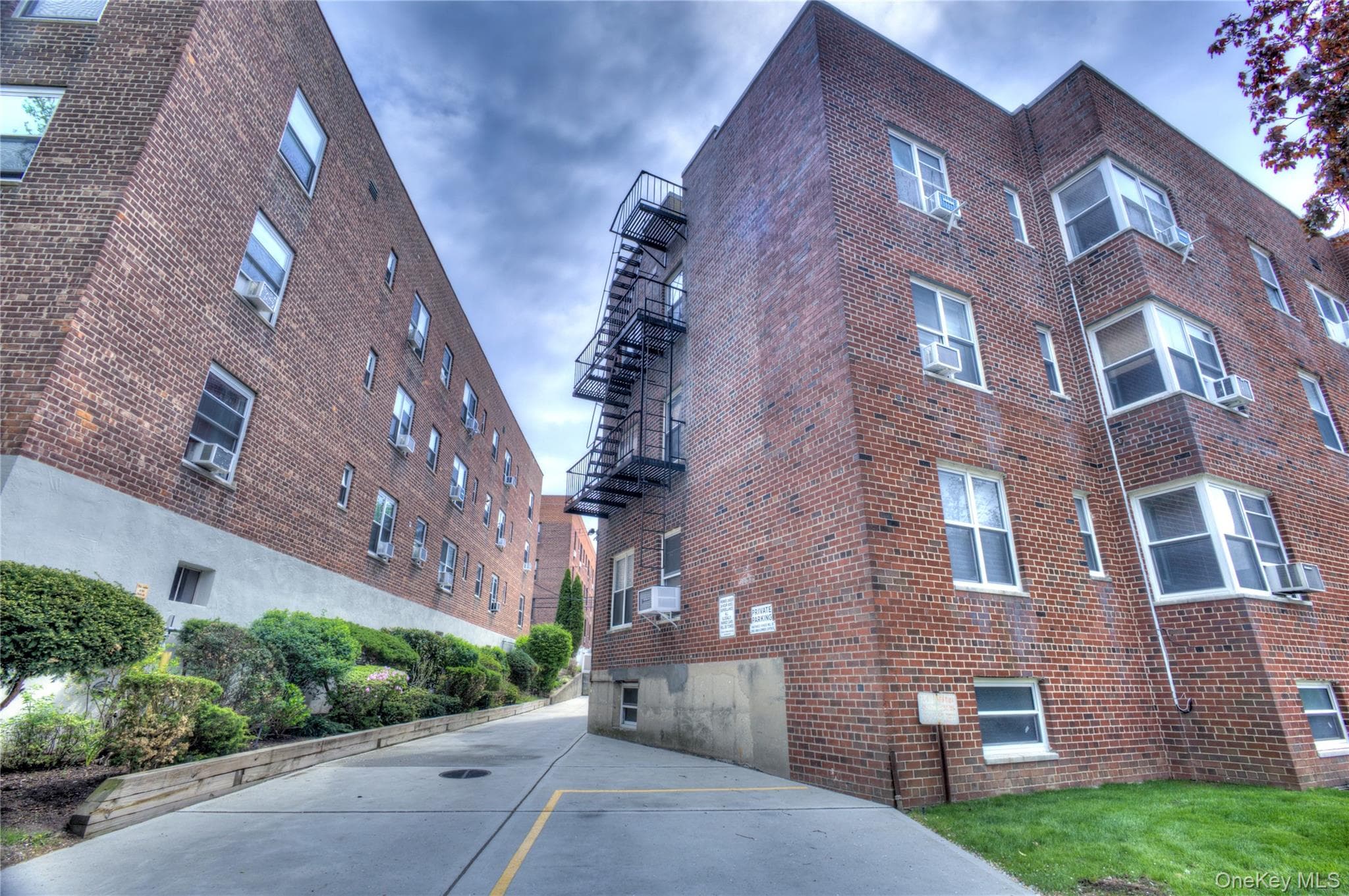 75 S Middle Neck Road Unit: 4-G thumbnail 31