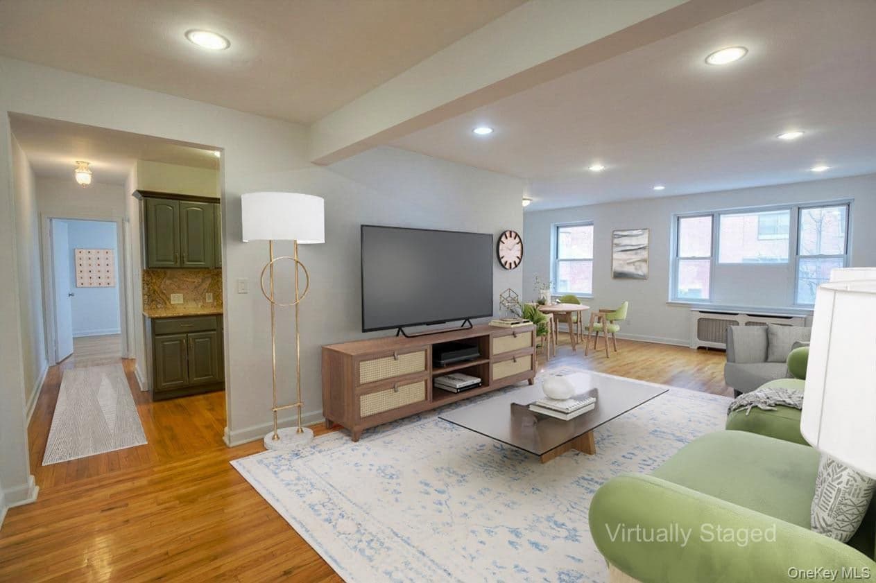 75 S Middle Neck Road Unit: 4-G thumbnail 4