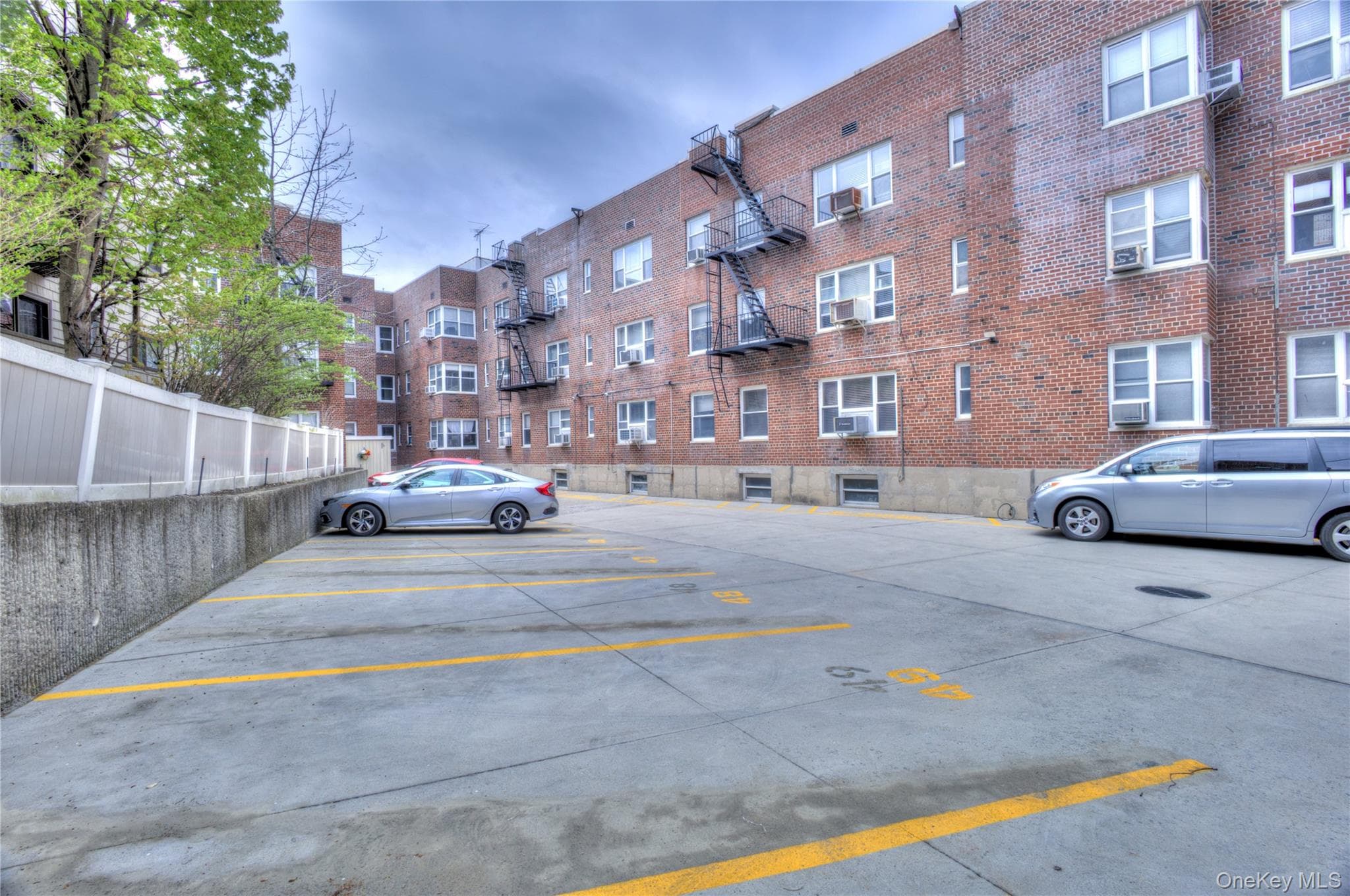 75 S Middle Neck Road Unit: 4-G thumbnail 30