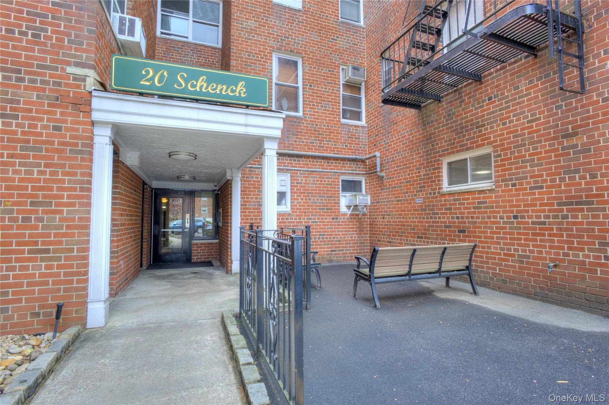 75 S Middle Neck Road Unit: 4-G thumbnail 35