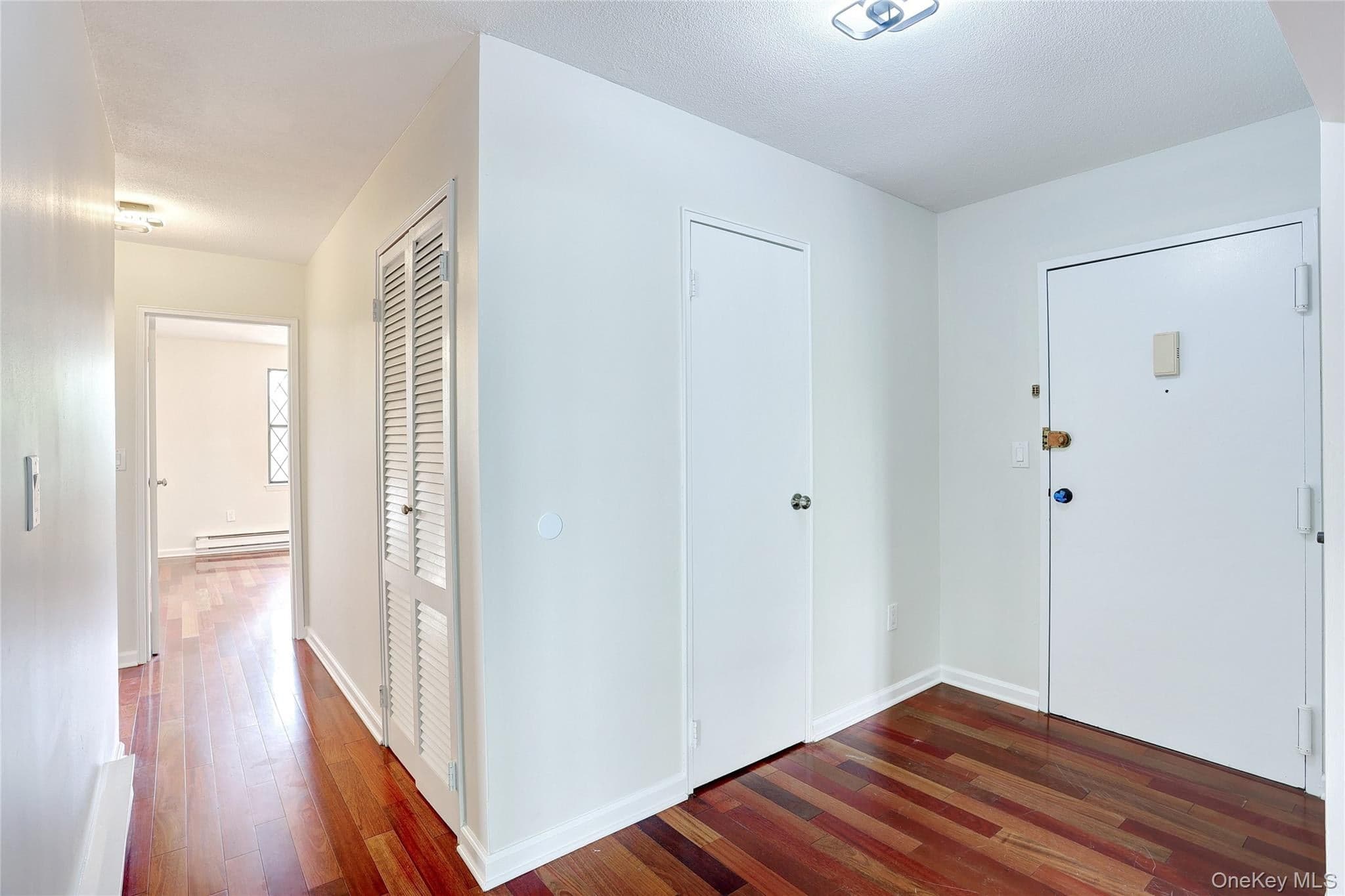 597 Sierra Vista Lane thumbnail 7