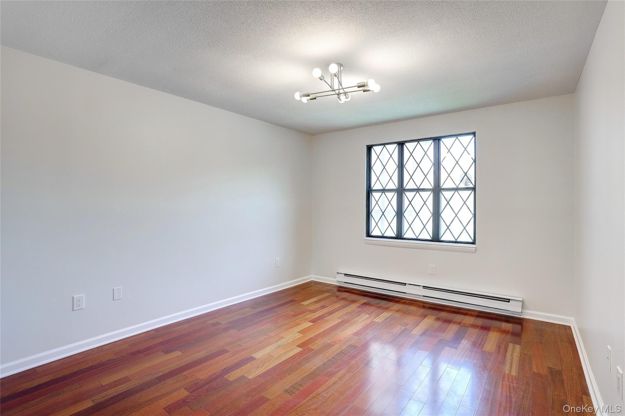 597 Sierra Vista Lane thumbnail 15