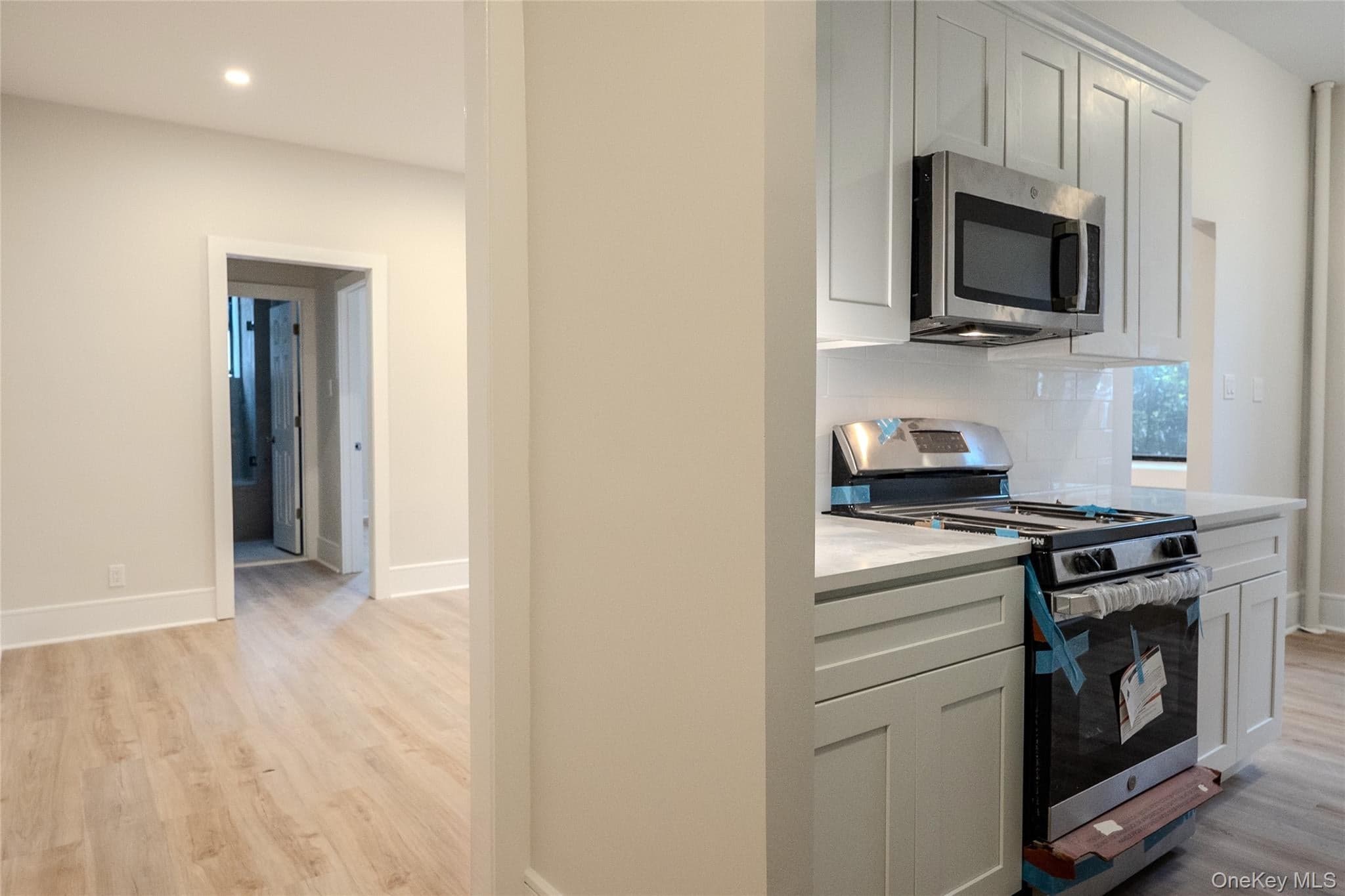 155-17 Sanford Avenue Unit: 5B thumbnail 2