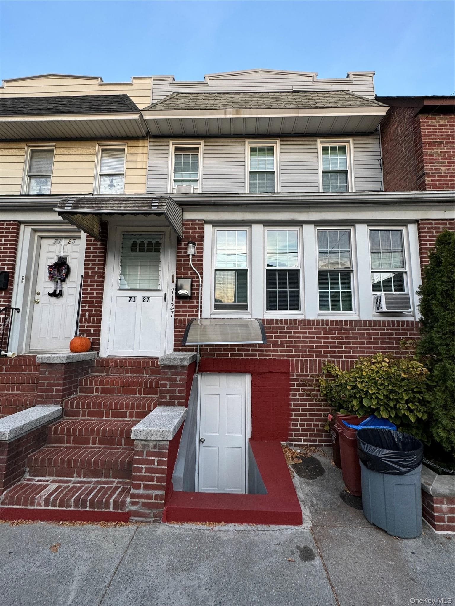 71-27 69th Street thumbnail 24