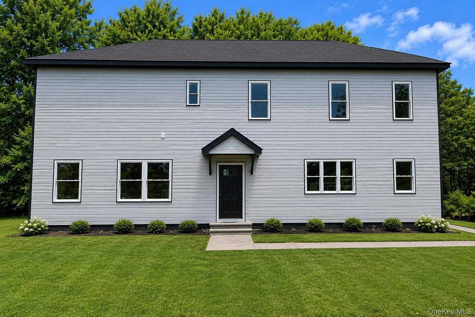 111 Forestburgh photo 1