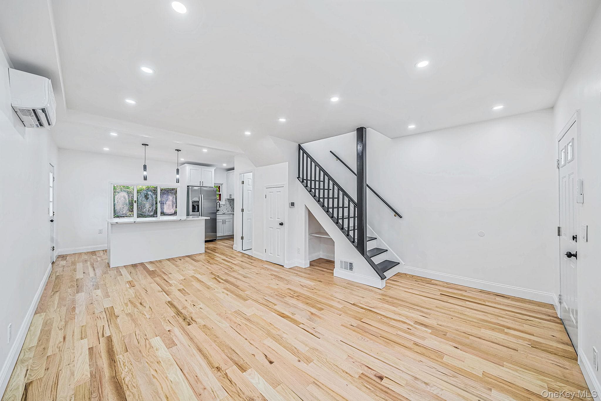 123 Denton Street thumbnail 11