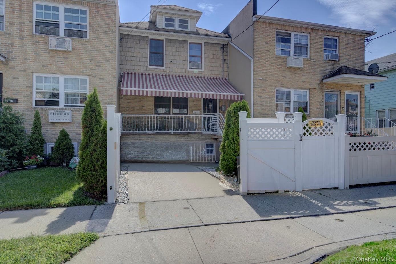 13829 248th Street, Rosedale