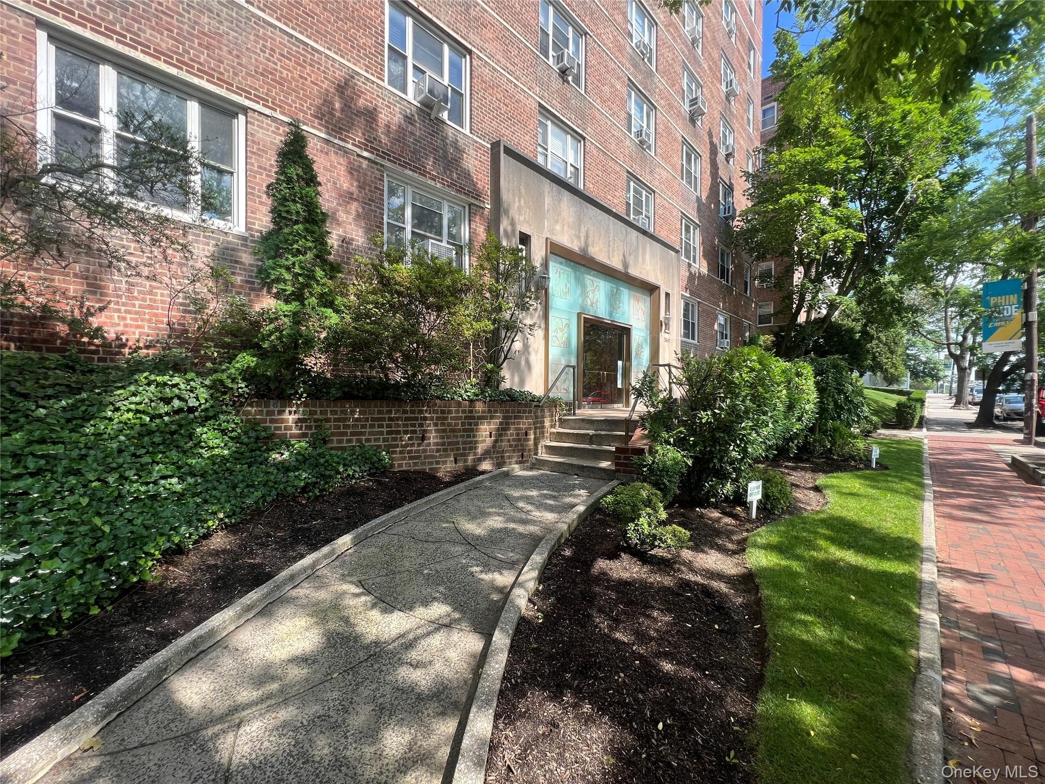 5601 Riverdale Avenue Unit: D1 thumbnail 10