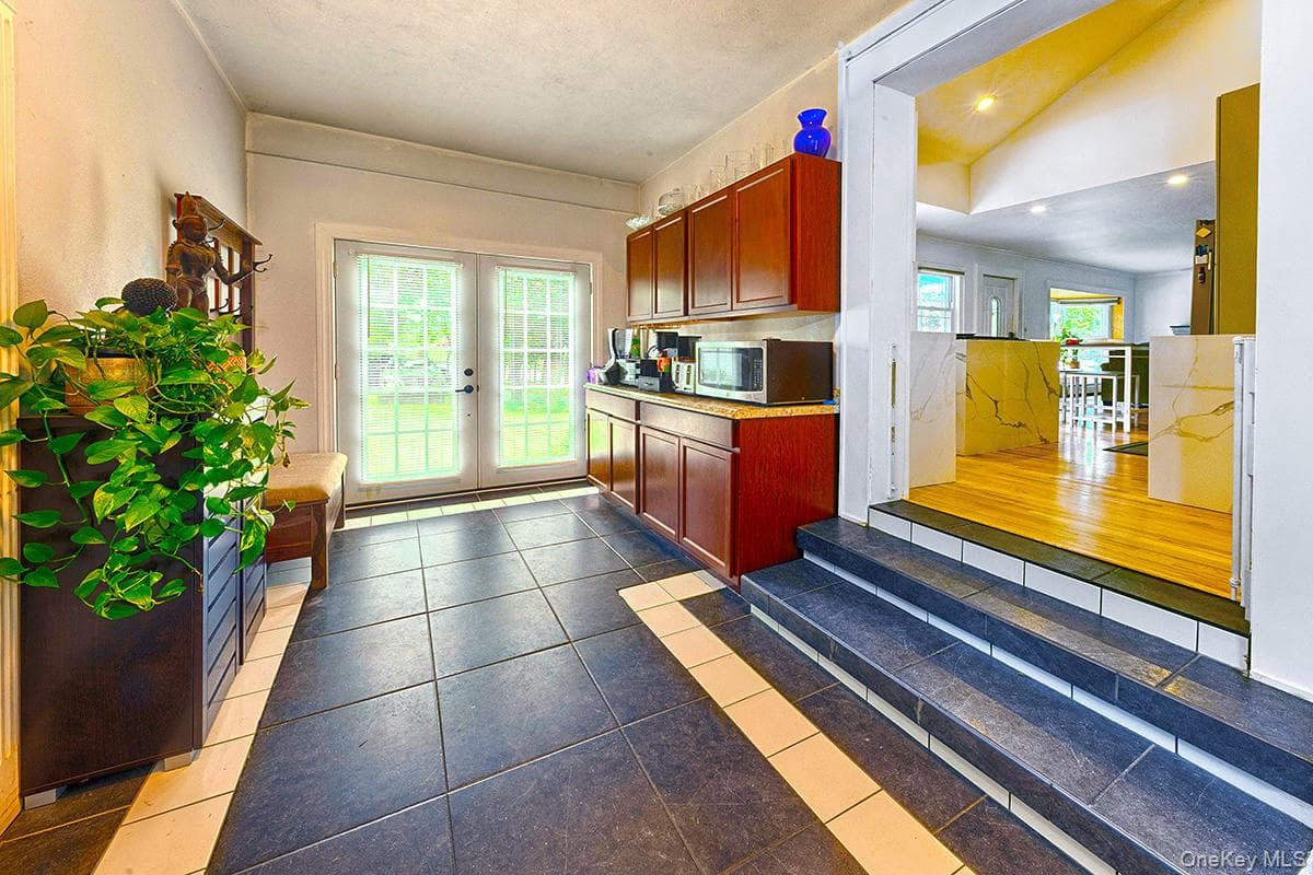 8 Van Cedar Street Unit: 8 thumbnail 10