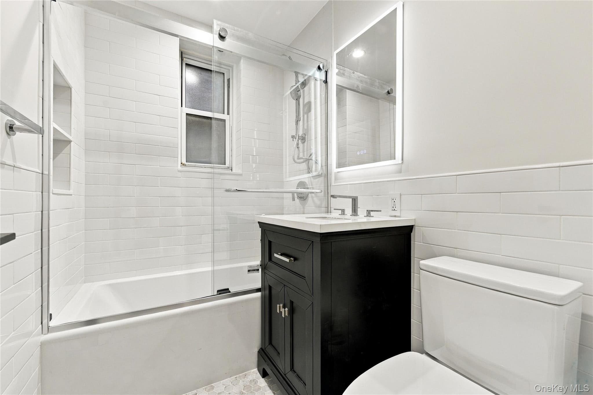 112-20 72nd Drive Unit: APT D25 thumbnail 18