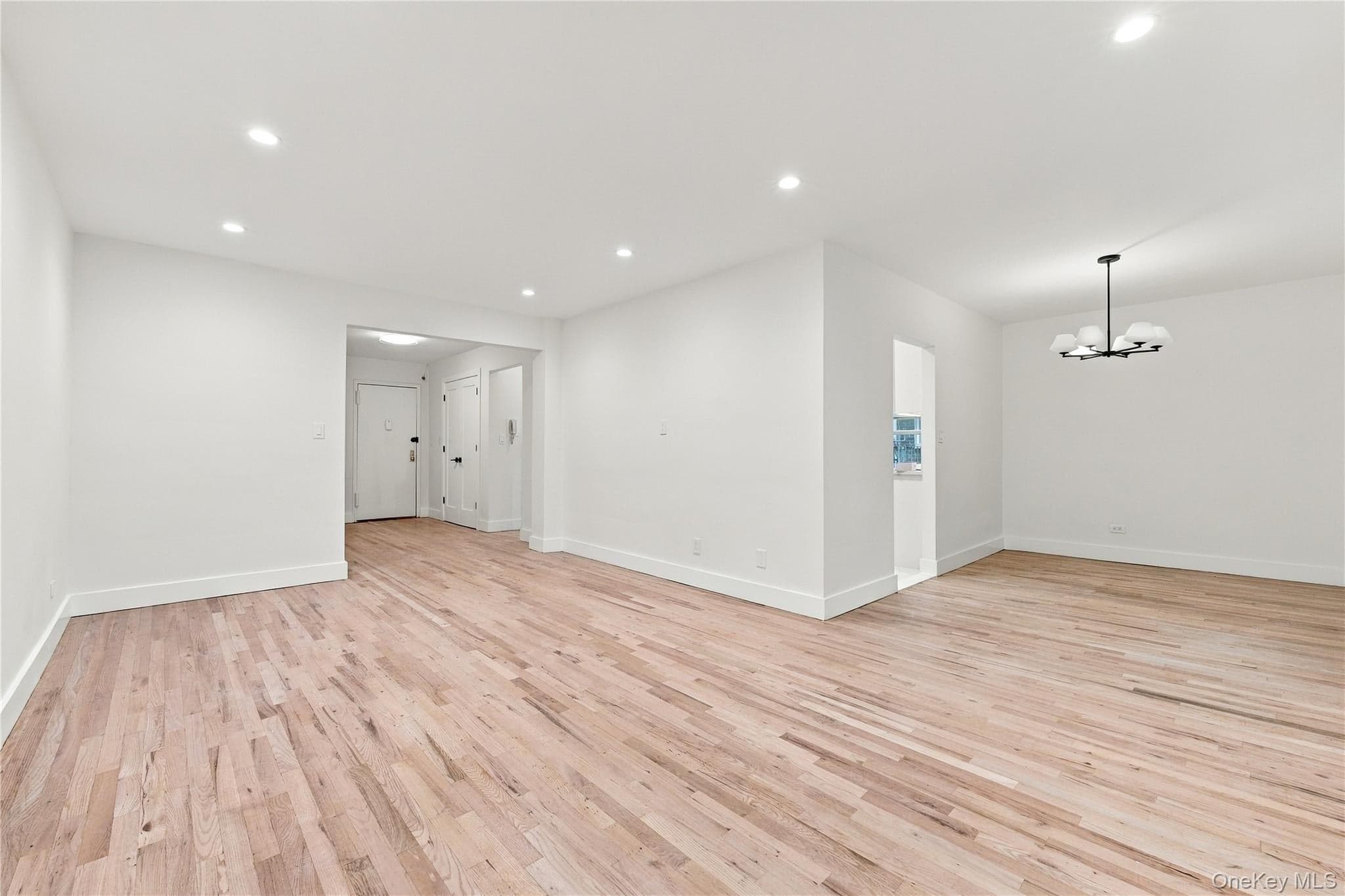 112-20 72nd Drive Unit: APT D25 thumbnail 8