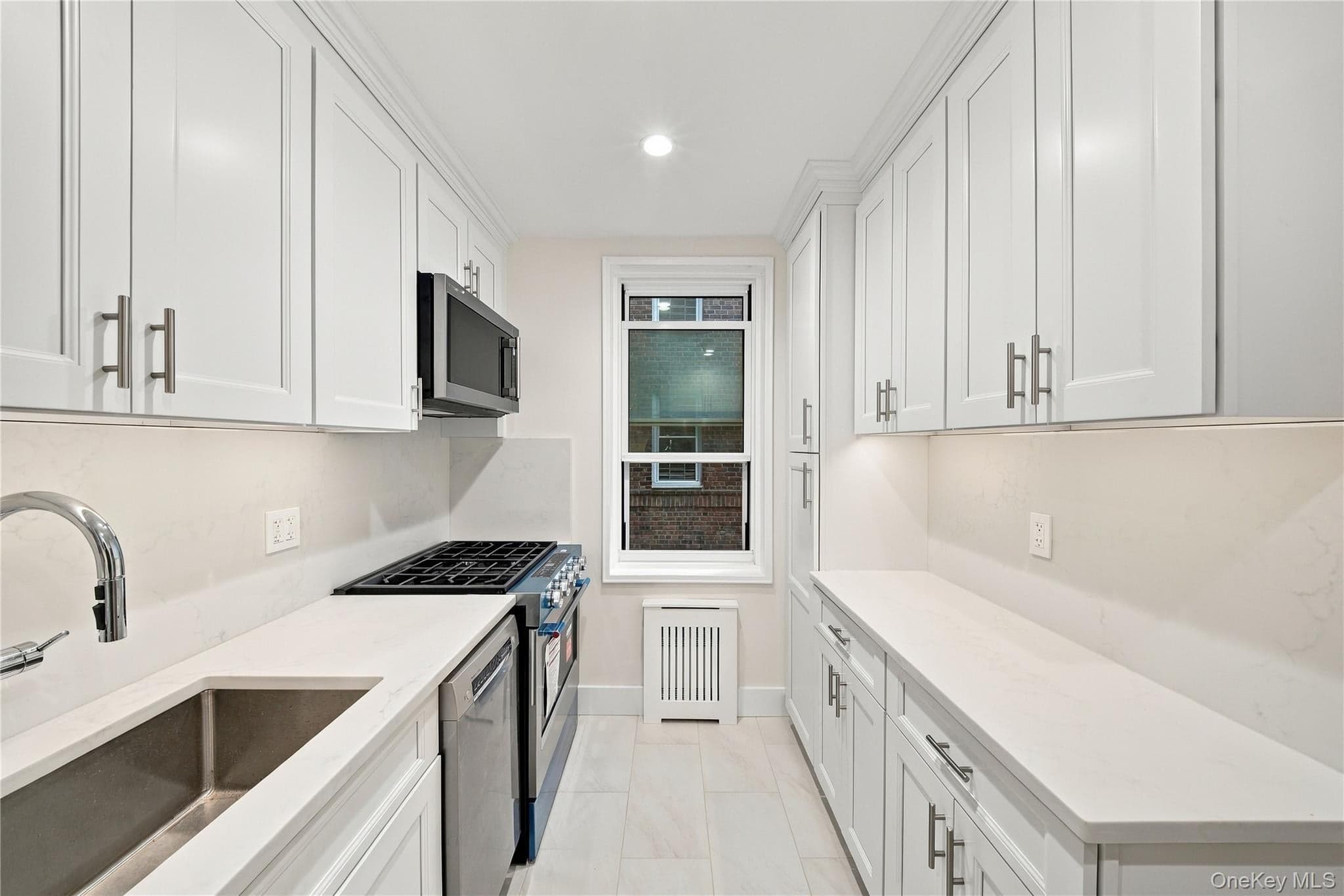112-20 72nd Drive Unit: APT D25 thumbnail 9