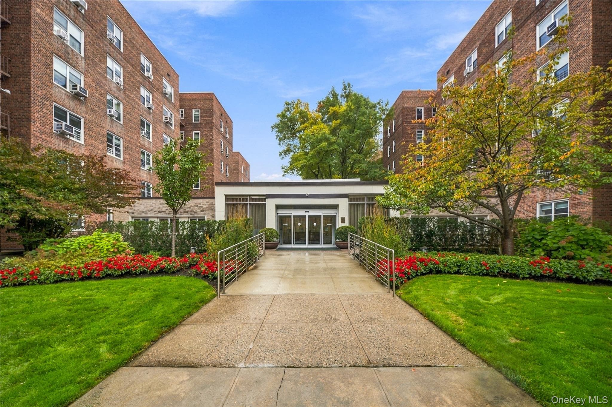 112-20 72nd Drive Unit: APT D25, Forest Hills