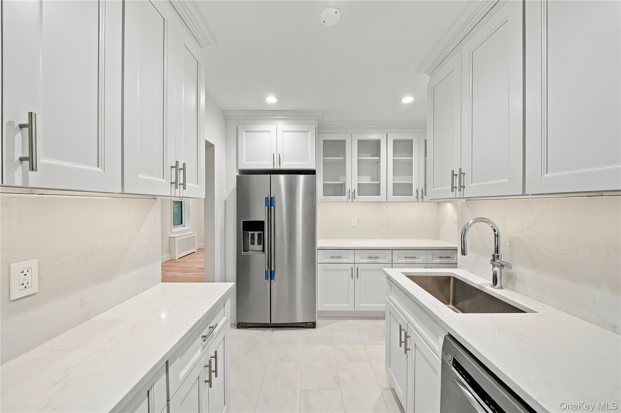 112-20 72nd Drive Unit: APT D25 thumbnail 11