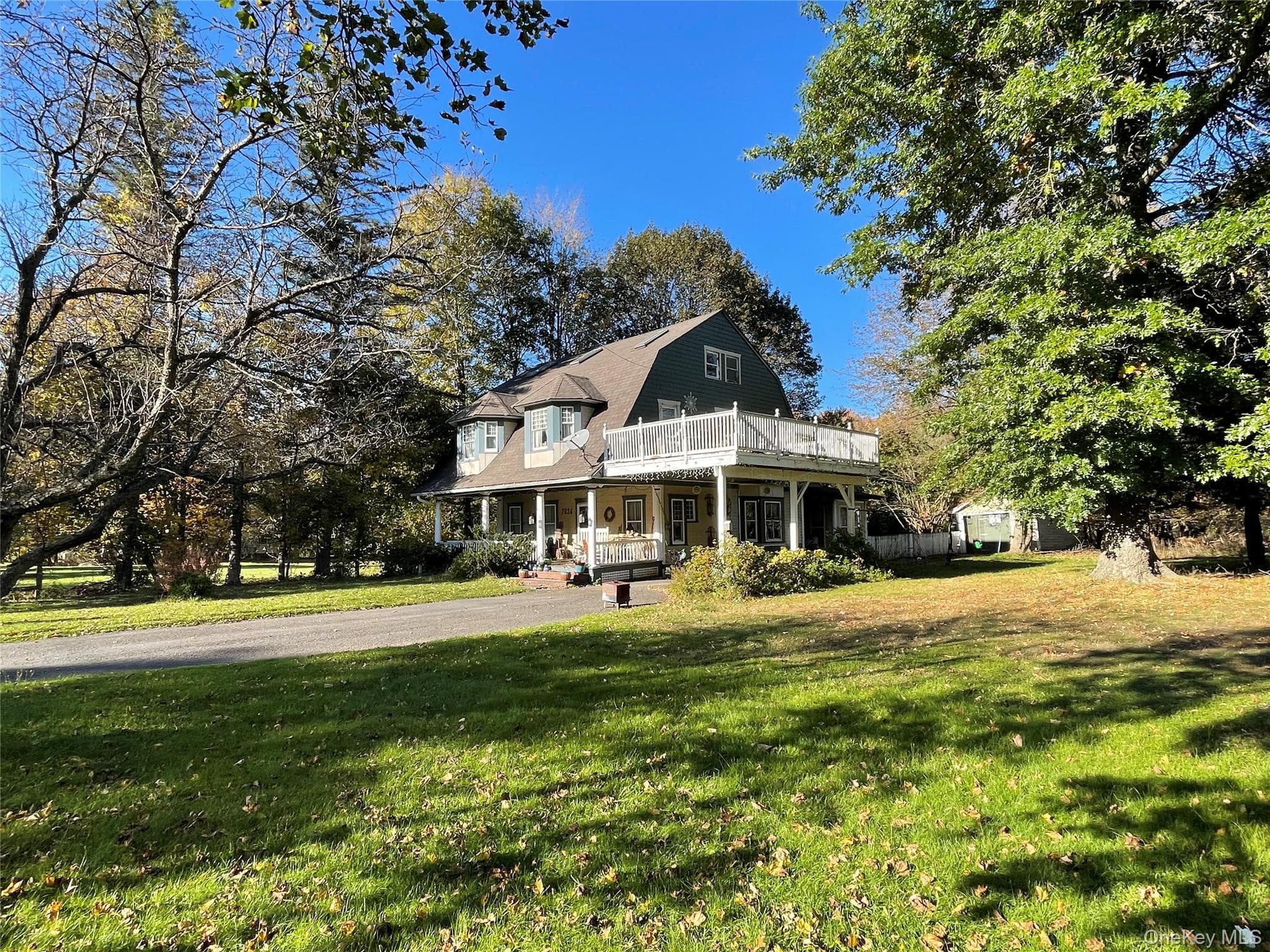 7836 Main Street, Hunter