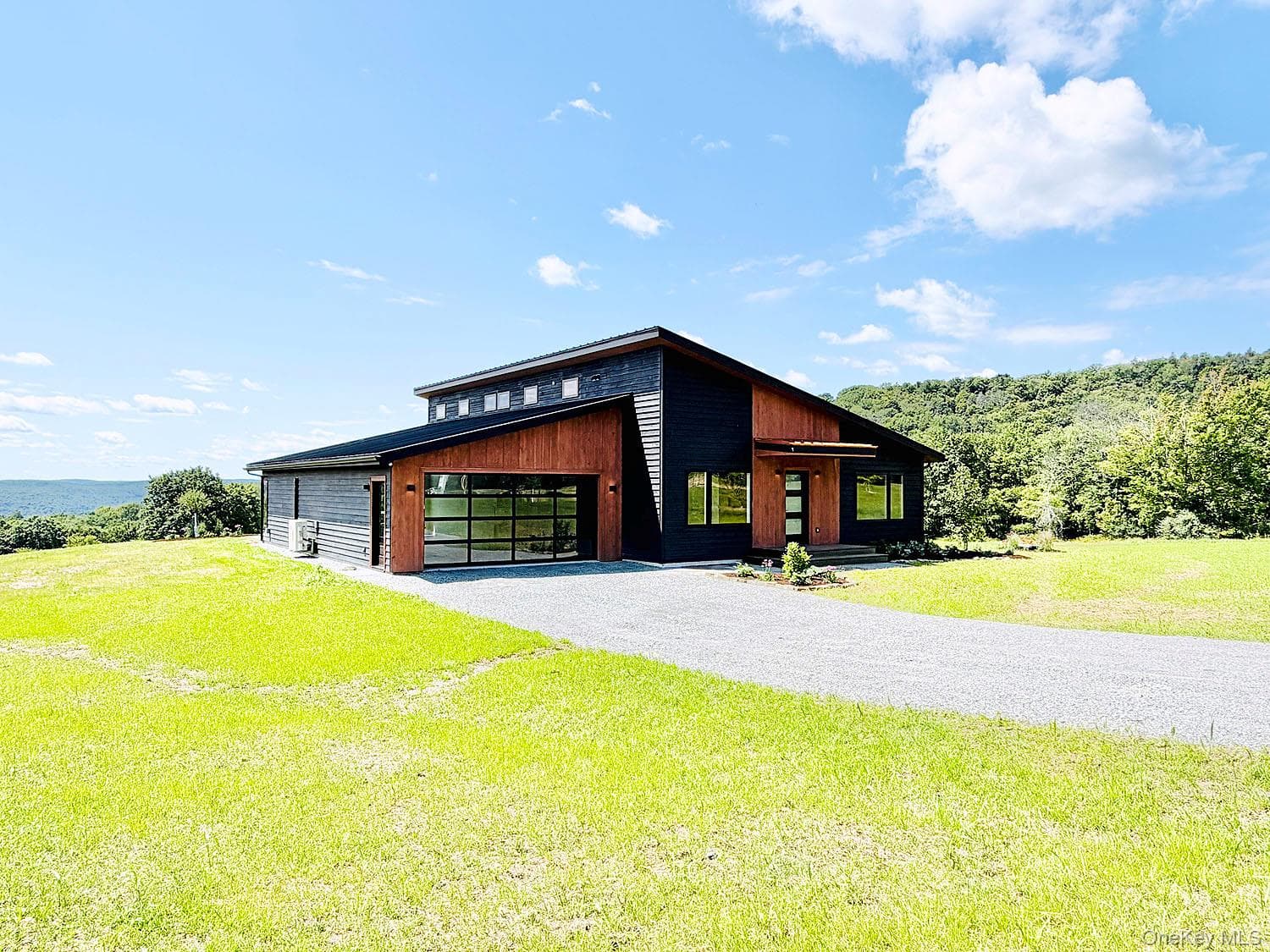 199 Henderson Road thumbnail 24