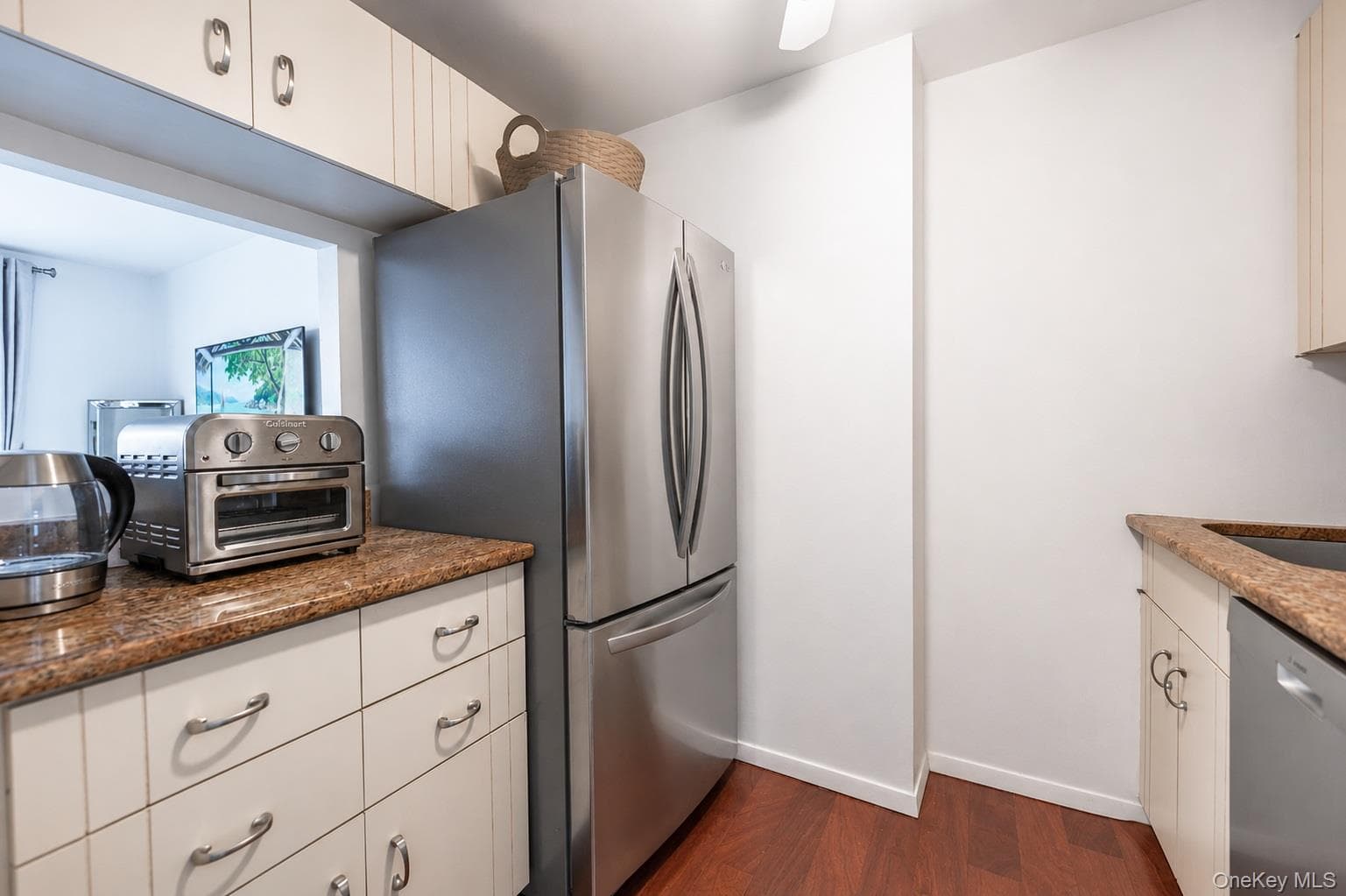 2 Richmond Road Unit: 3R thumbnail 13