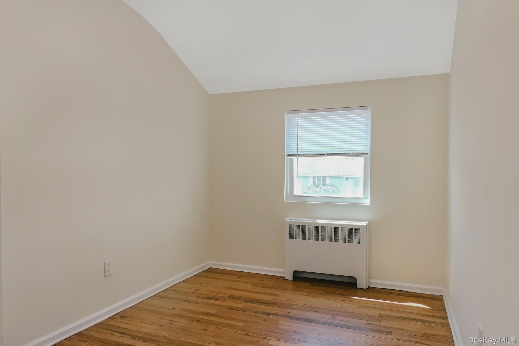 651 Americus Avenue thumbnail 14