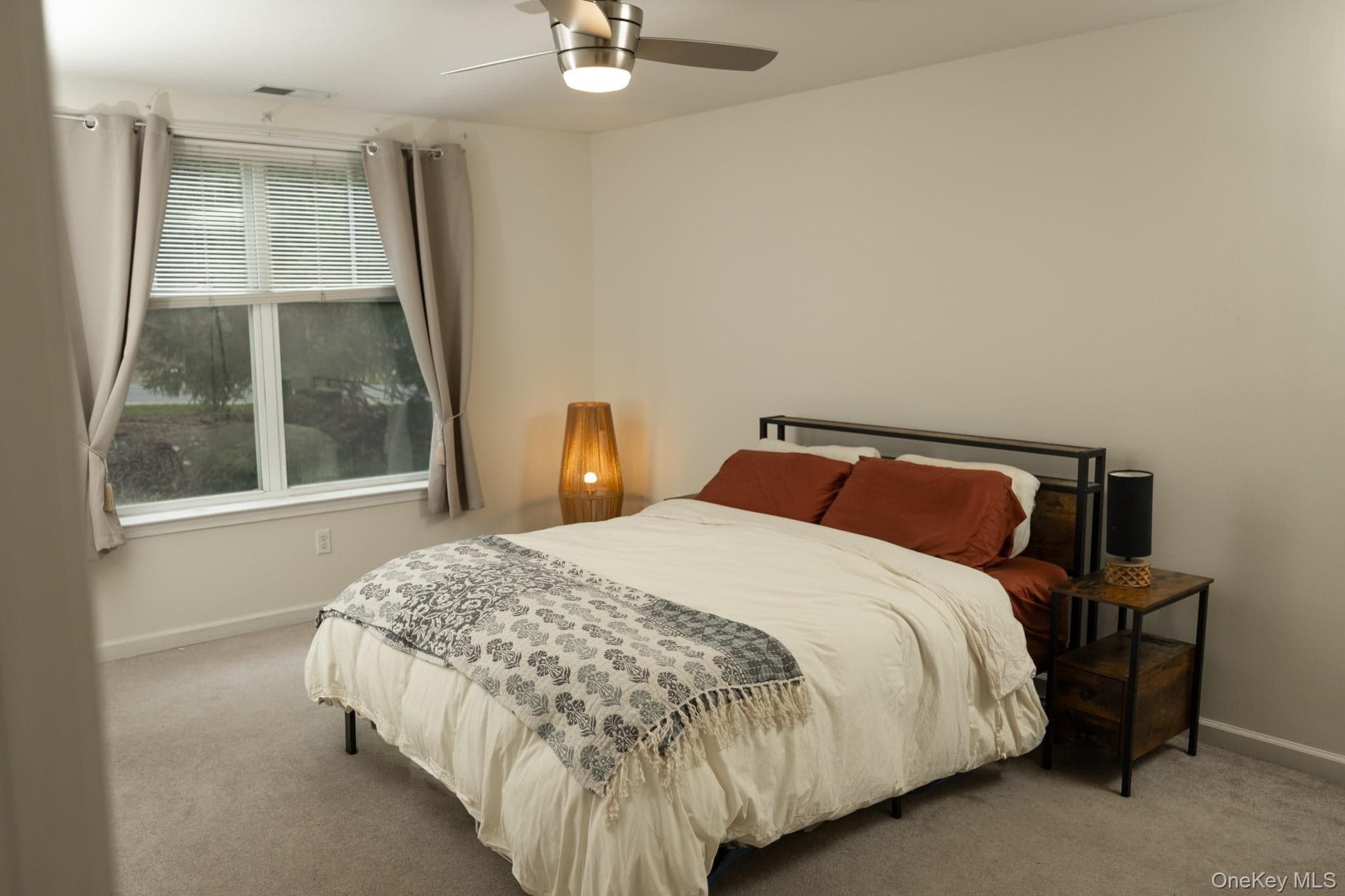 1204 Round Pointe Drive thumbnail 22
