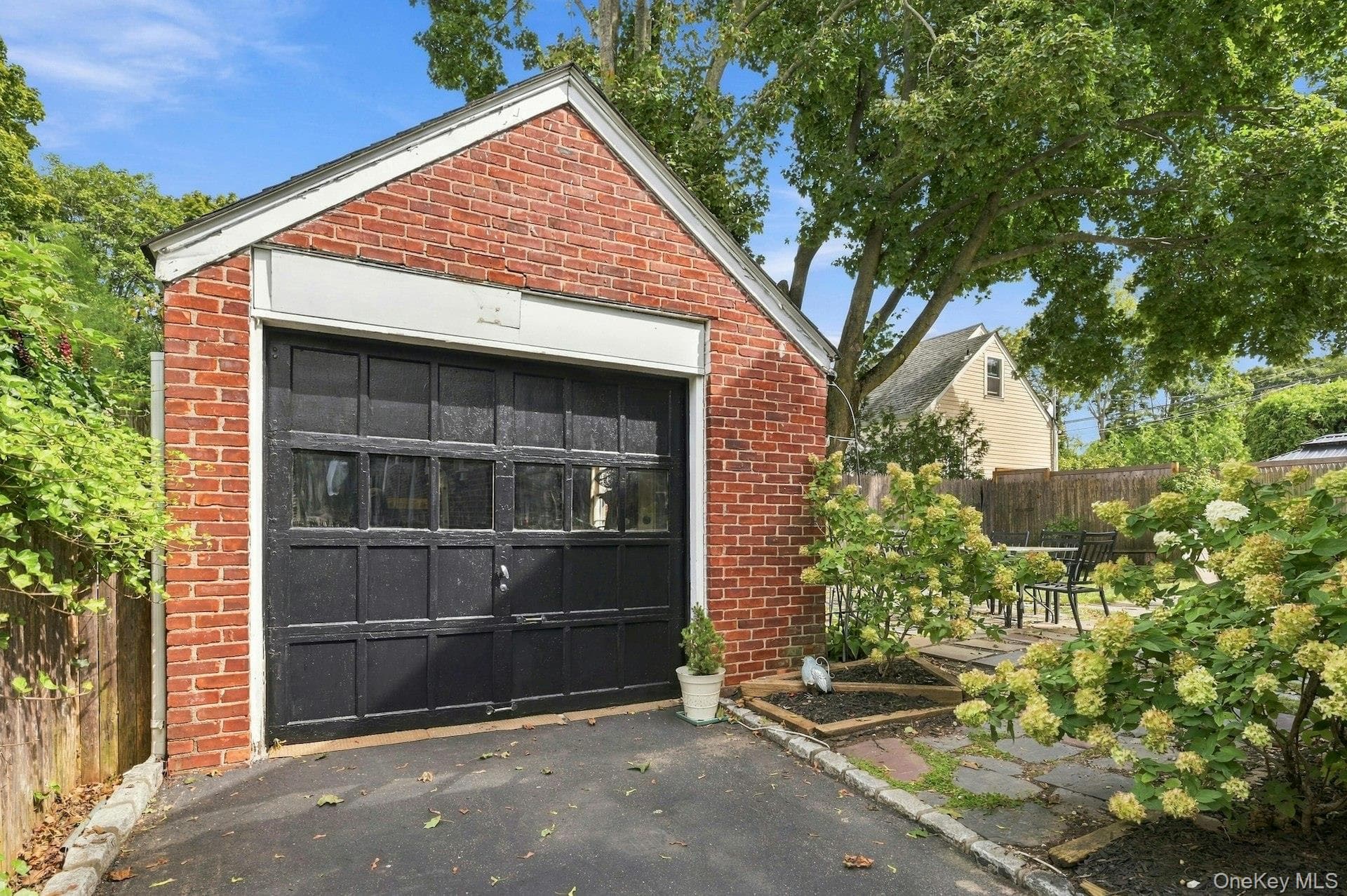 116 Wyman Avenue thumbnail 34