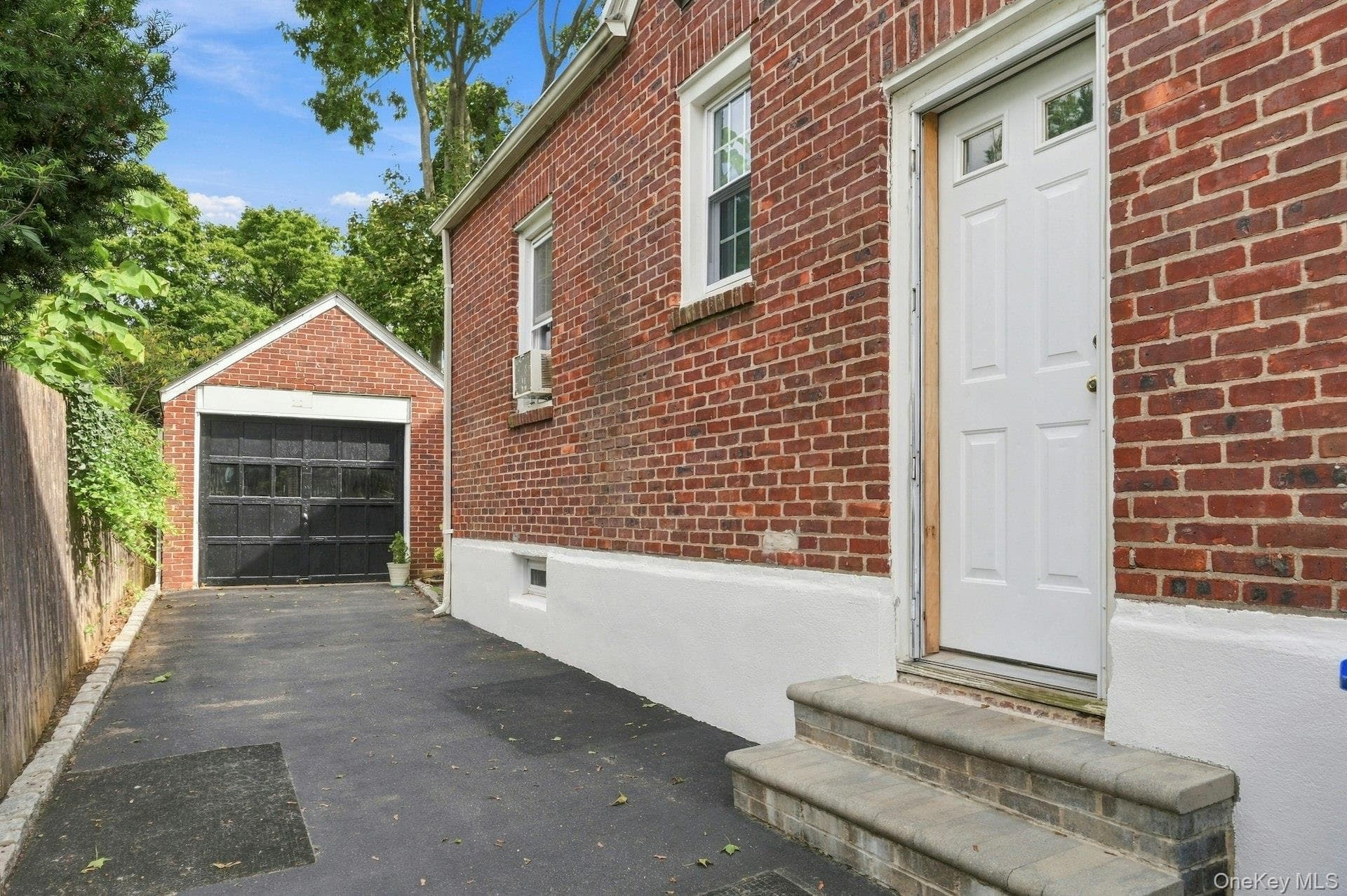 116 Wyman Avenue thumbnail 33