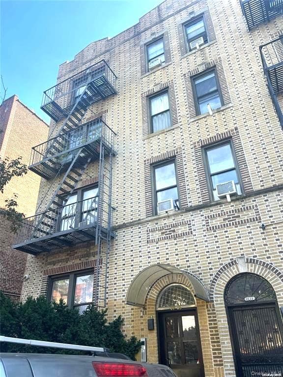 9926 41st Avenue thumbnail 8
