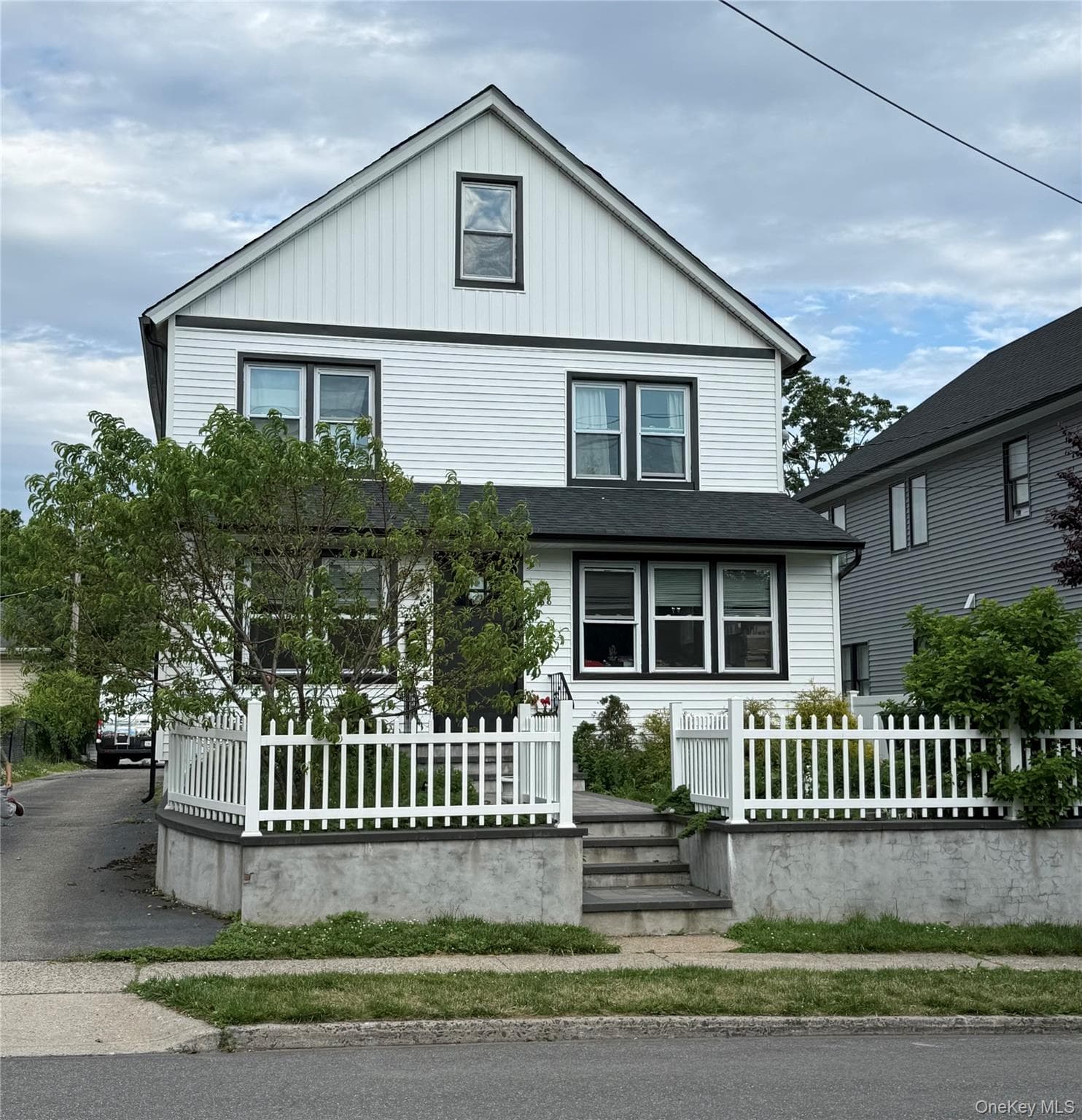 168 Jefferson Avenue thumbnail 3