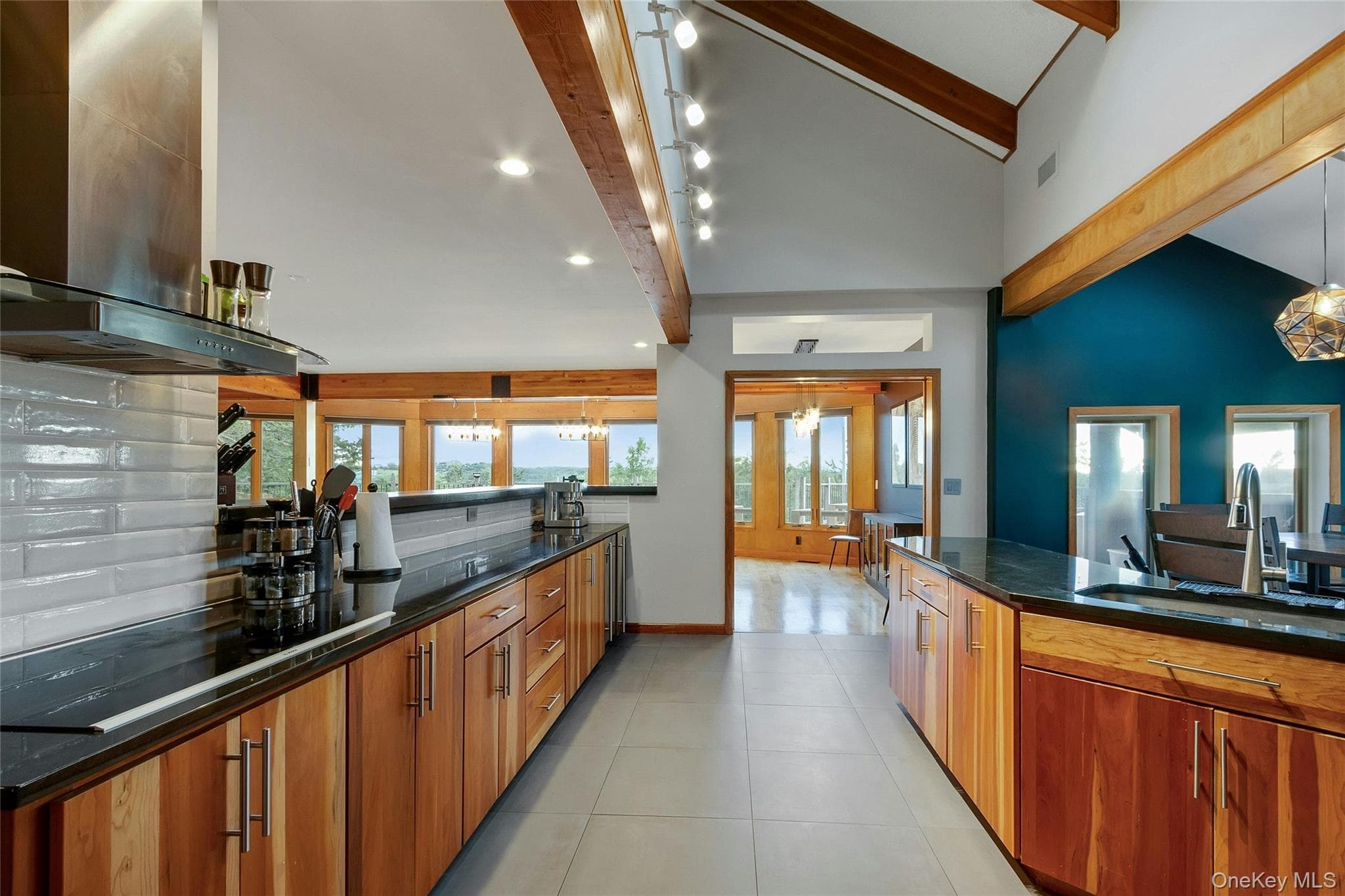 69 Cedar Pond Lane thumbnail 21