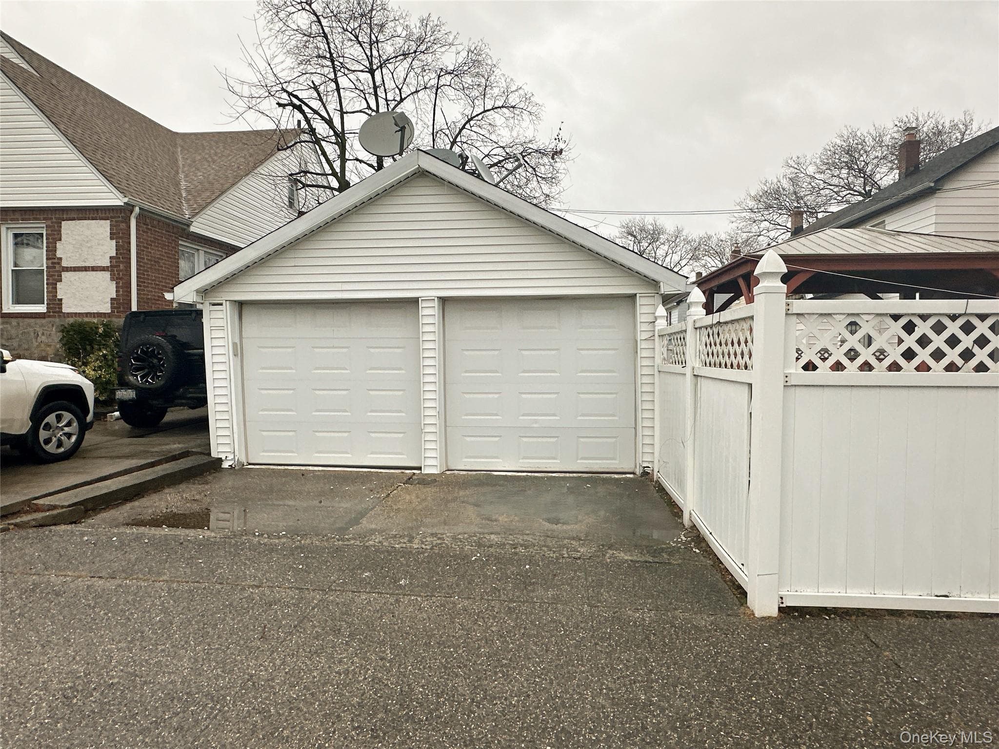 207-01 34th Avenue thumbnail 9