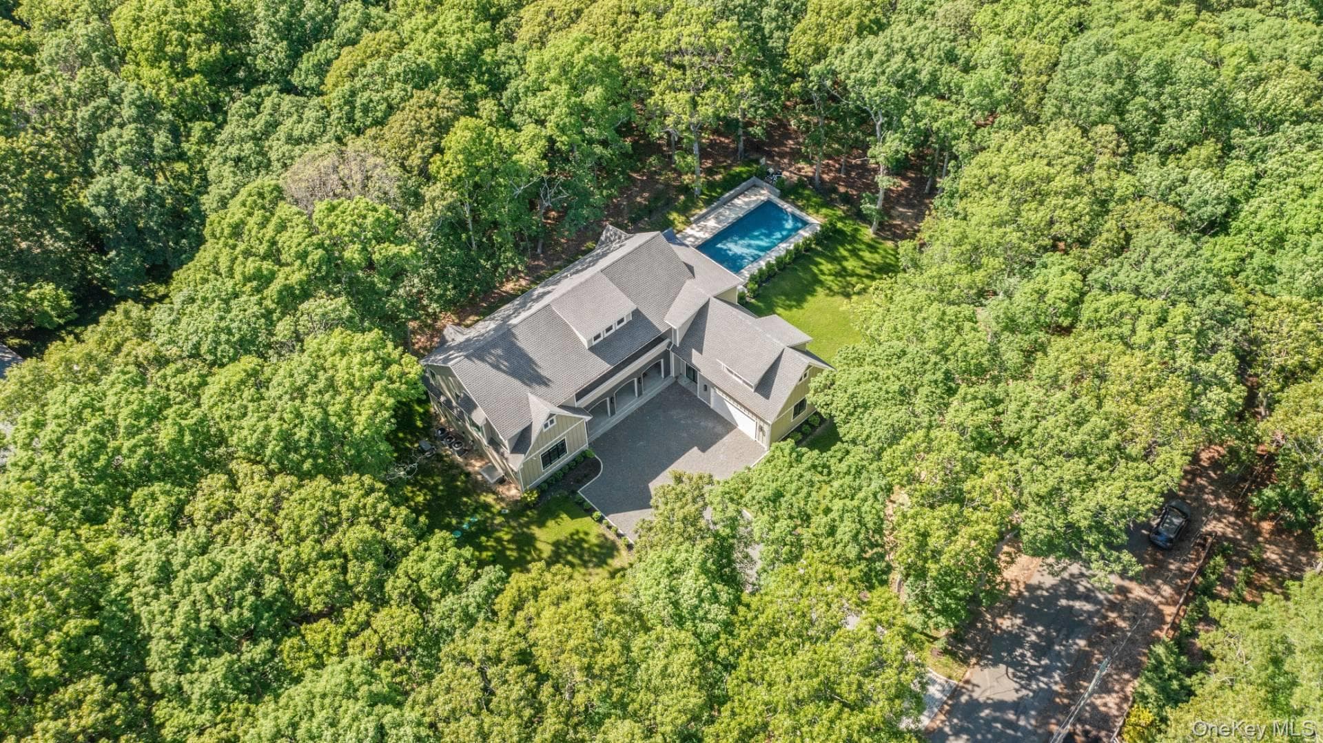 1355 Little Peconic Bay Road, Cutchogue