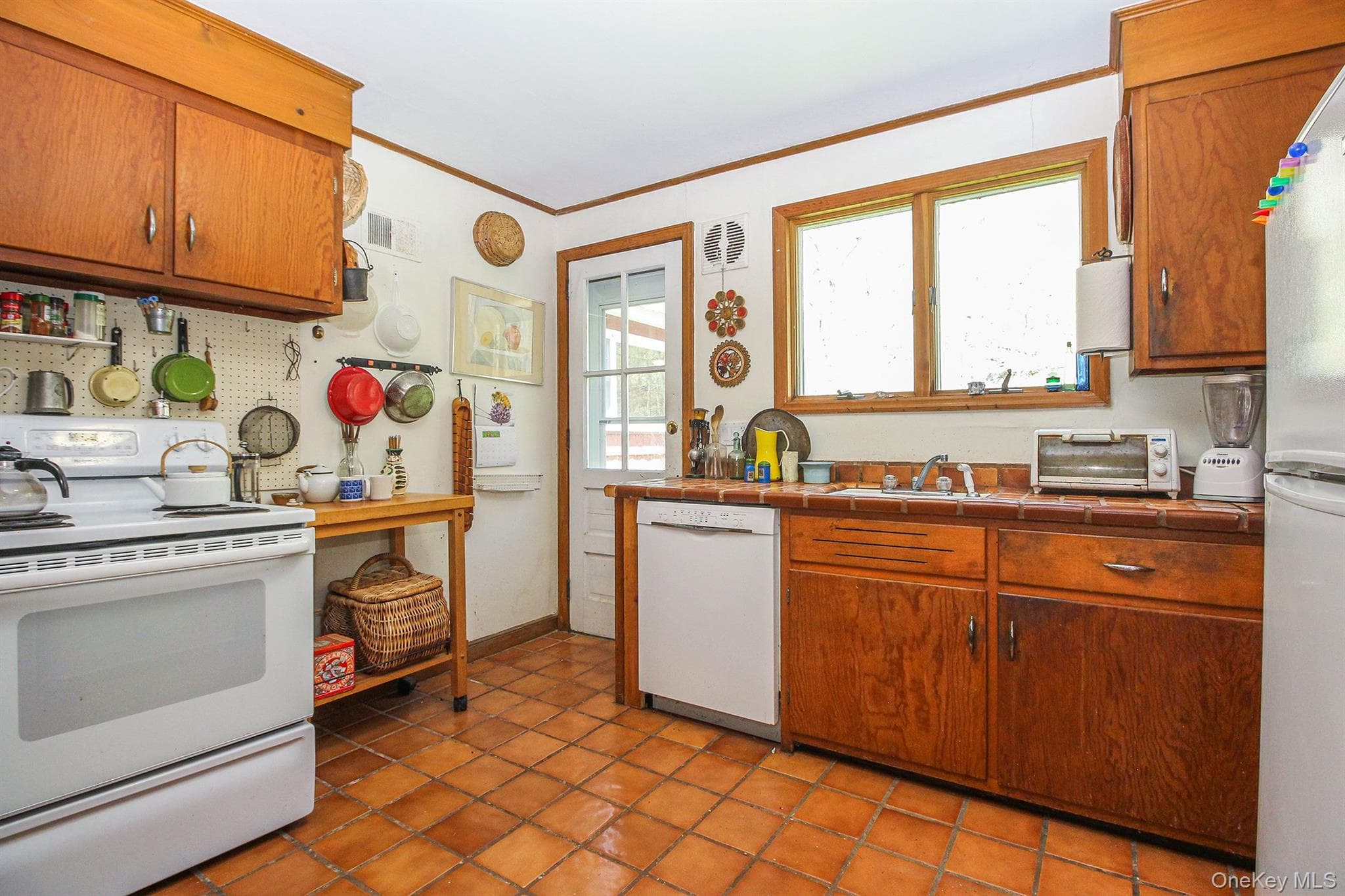 72 Seifert Lane thumbnail 15