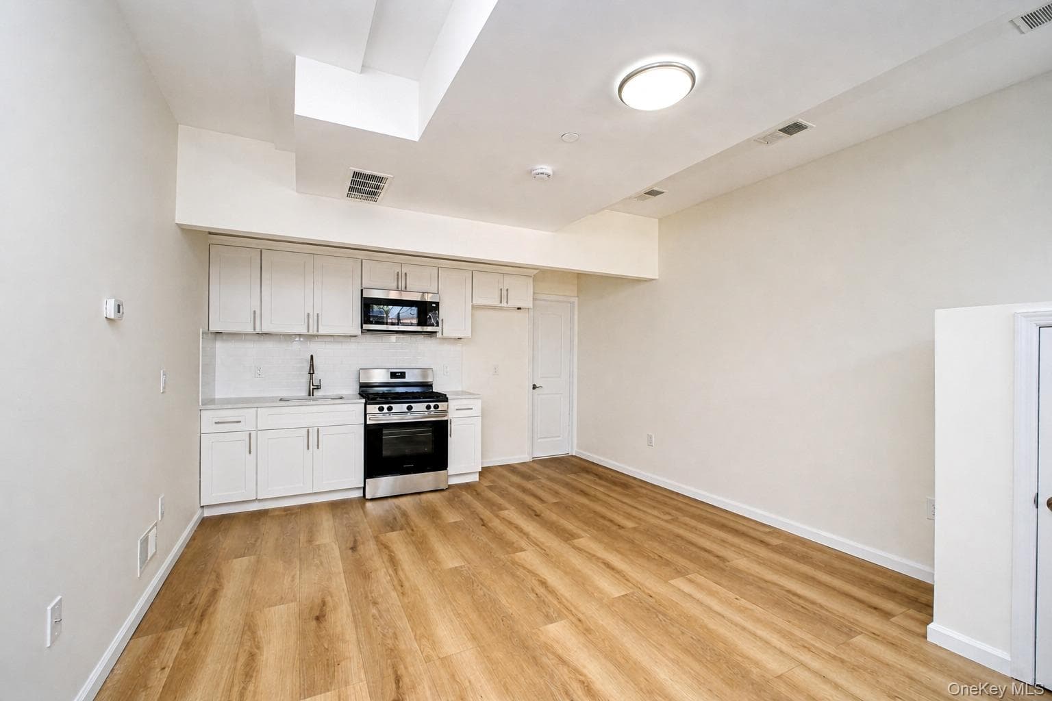 7306 Amboy Road thumbnail 21