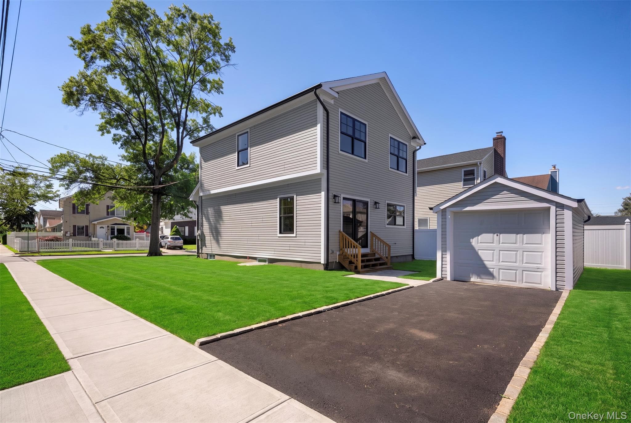 97 Broadmoor Lane thumbnail 4