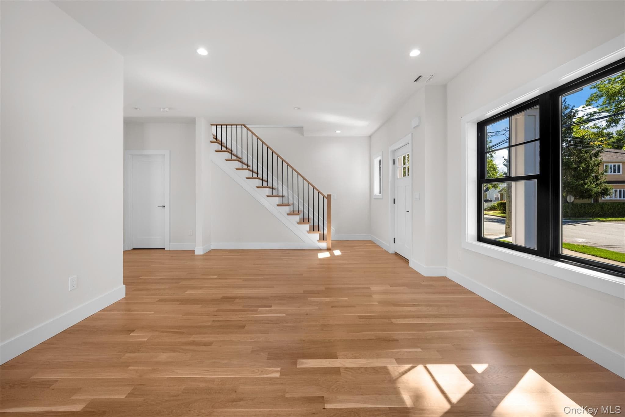 97 Broadmoor Lane thumbnail 9